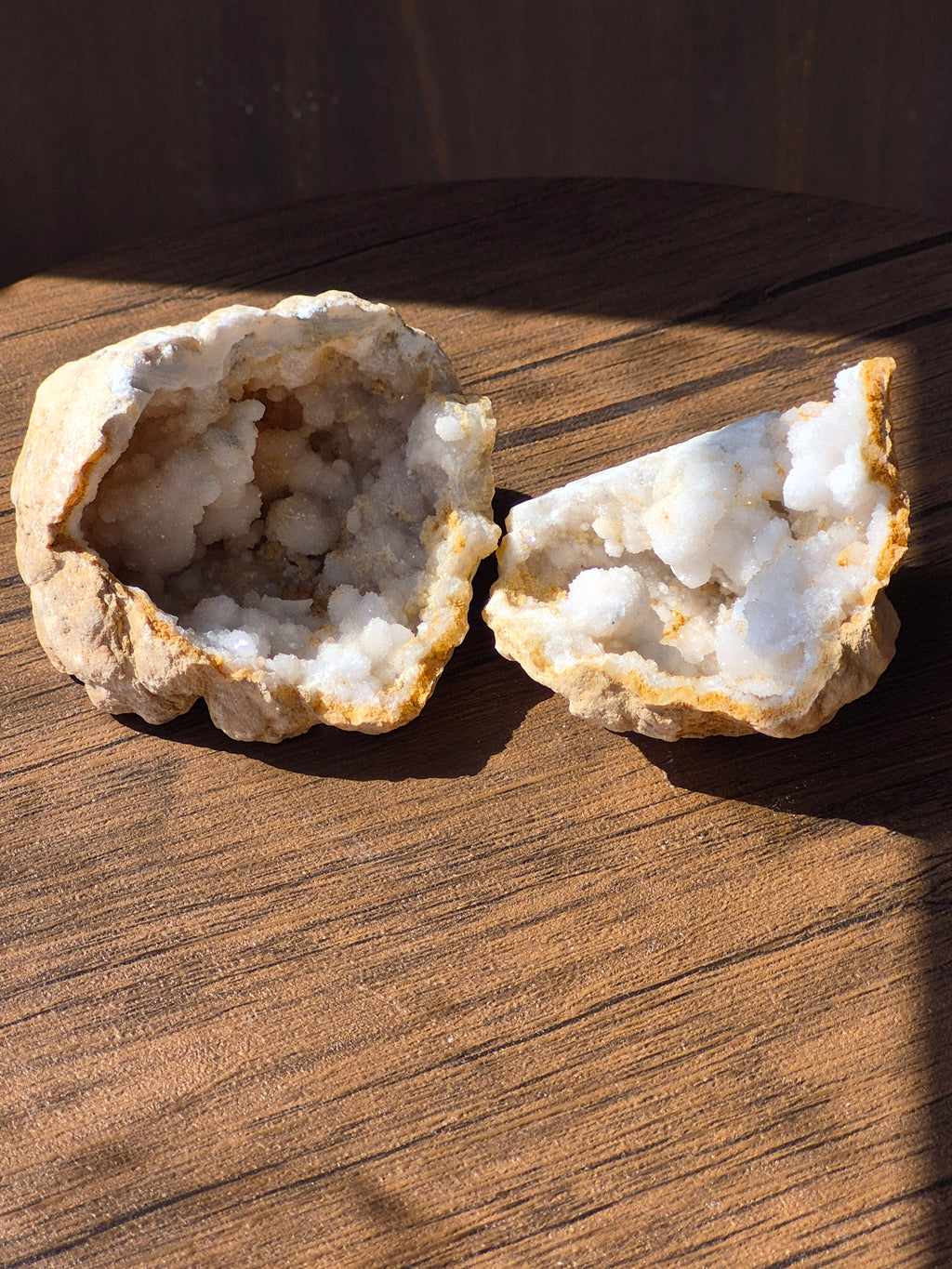 🤍White Quartz Geode- Whole ✨️ Specimen No.001