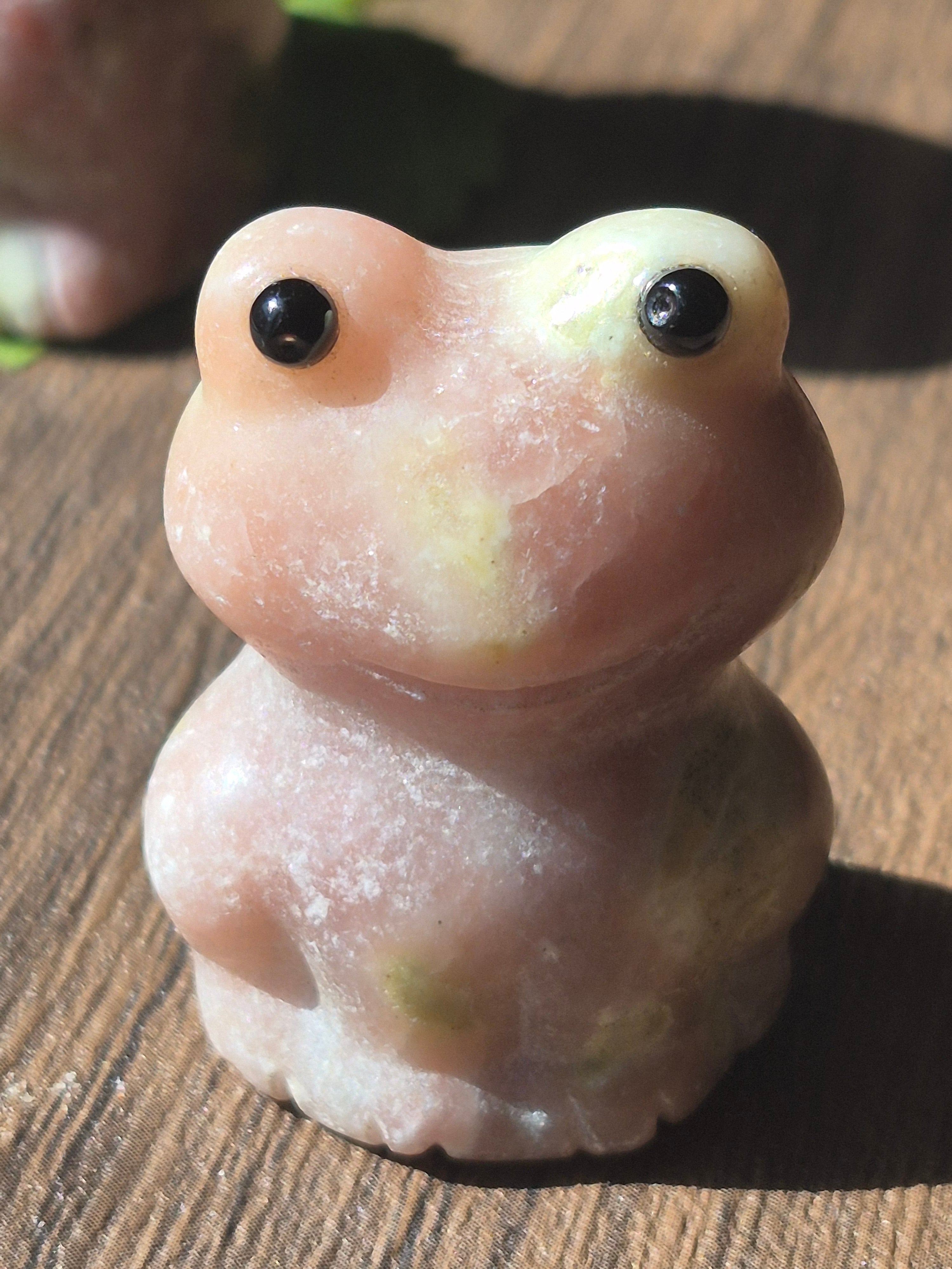 🐸 Leap of Love – Mother & Baby Plum Blossom Tourmaline Frog Family