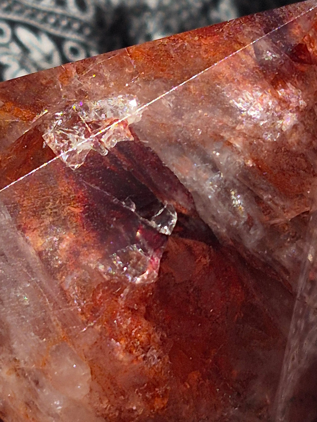 🔥 Fire Quartz Geometric Point