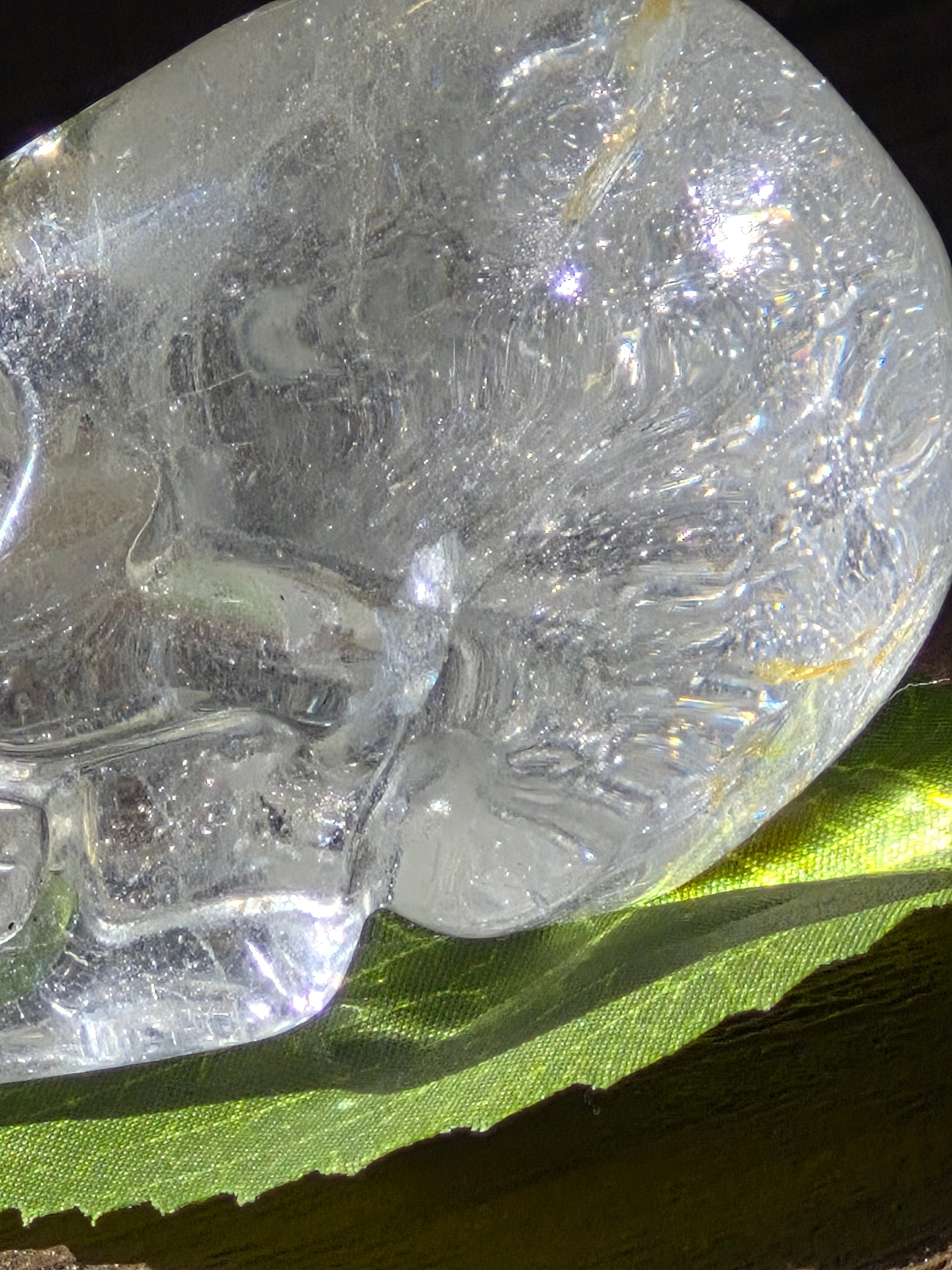 💀 Crystal Veil Clear Quartz Skull