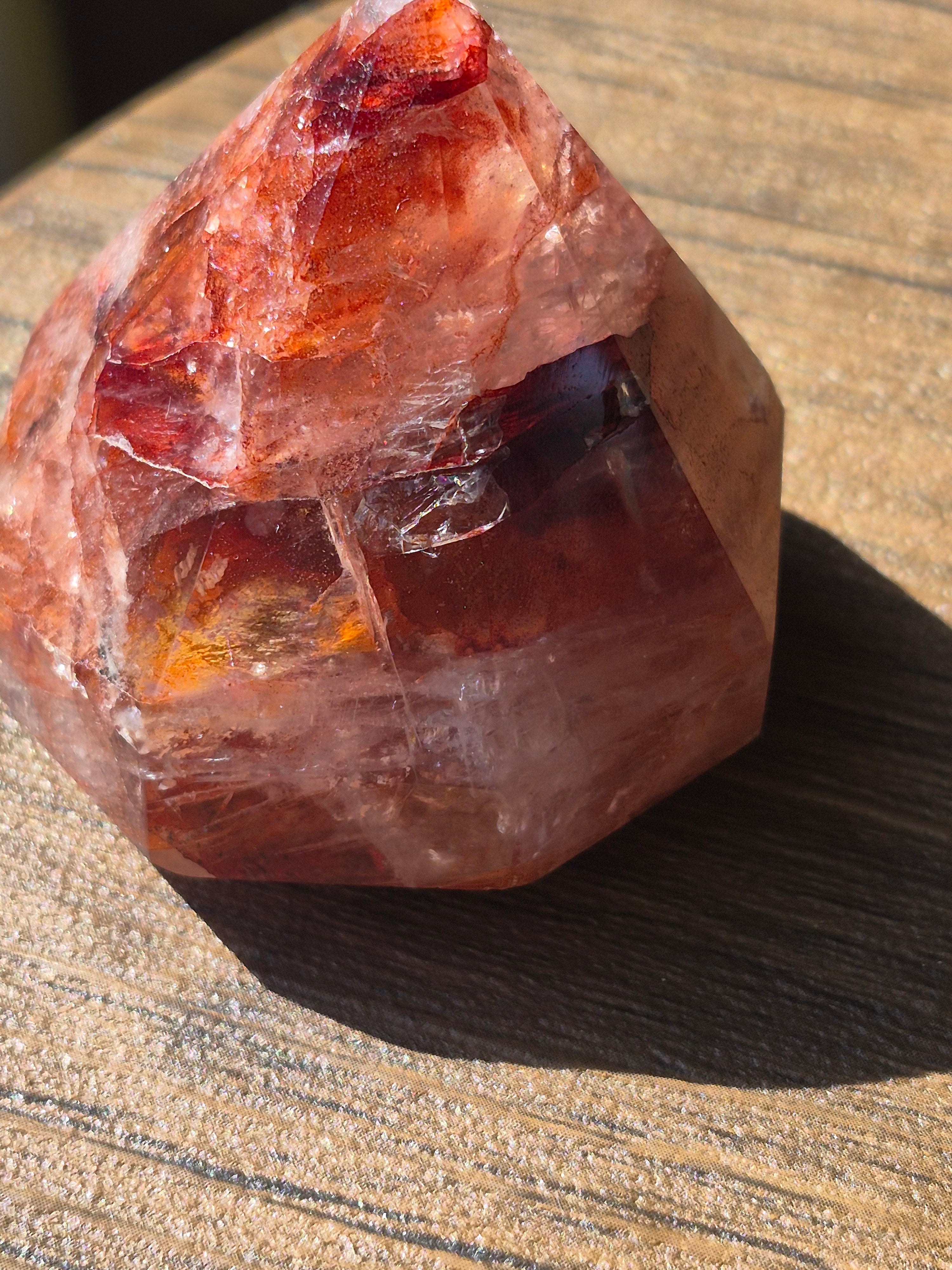 🔥 Fire Quartz Geometric Point