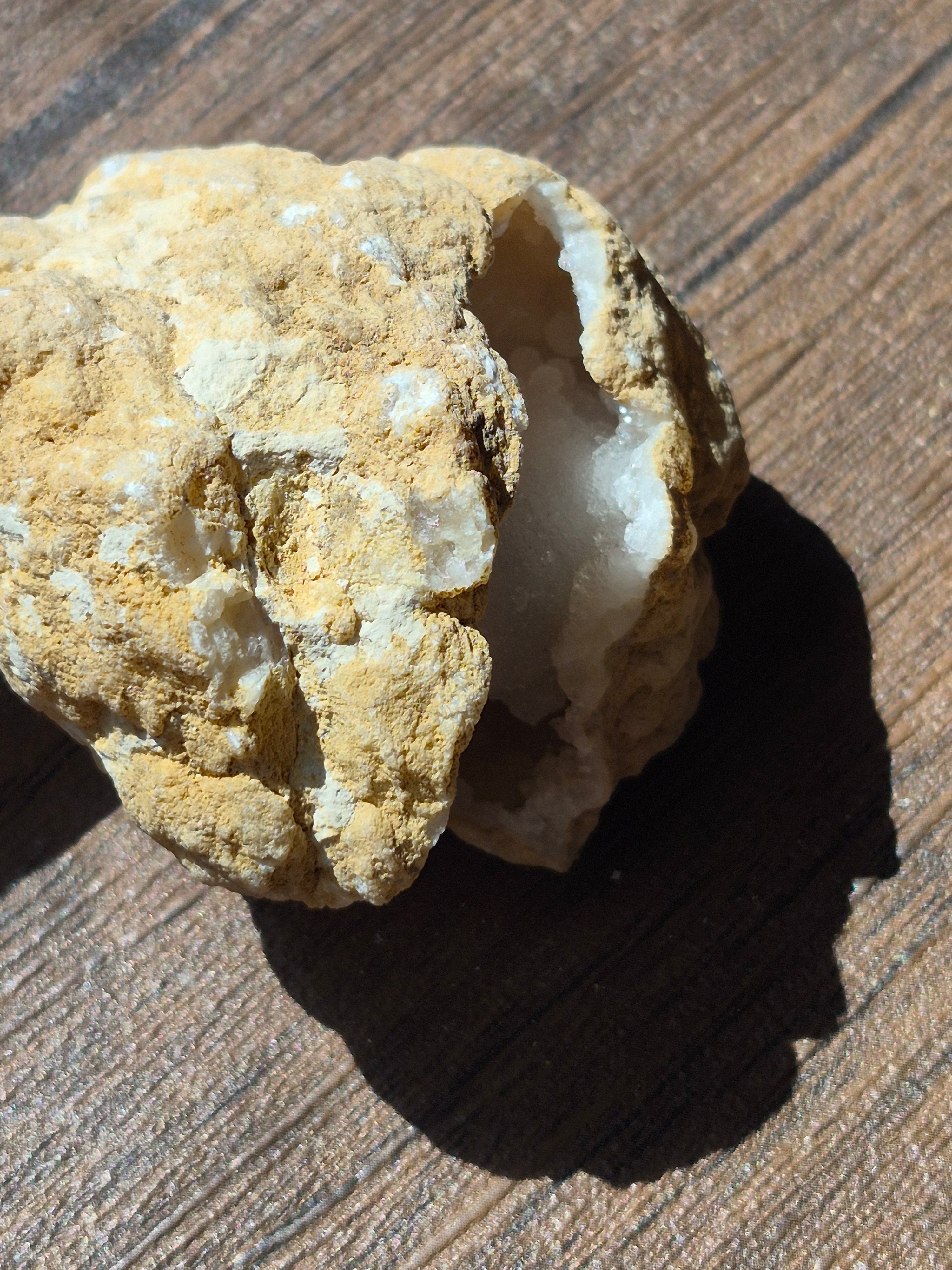 🤍White Quartz Geode- Whole ✨Specimen No. 004
