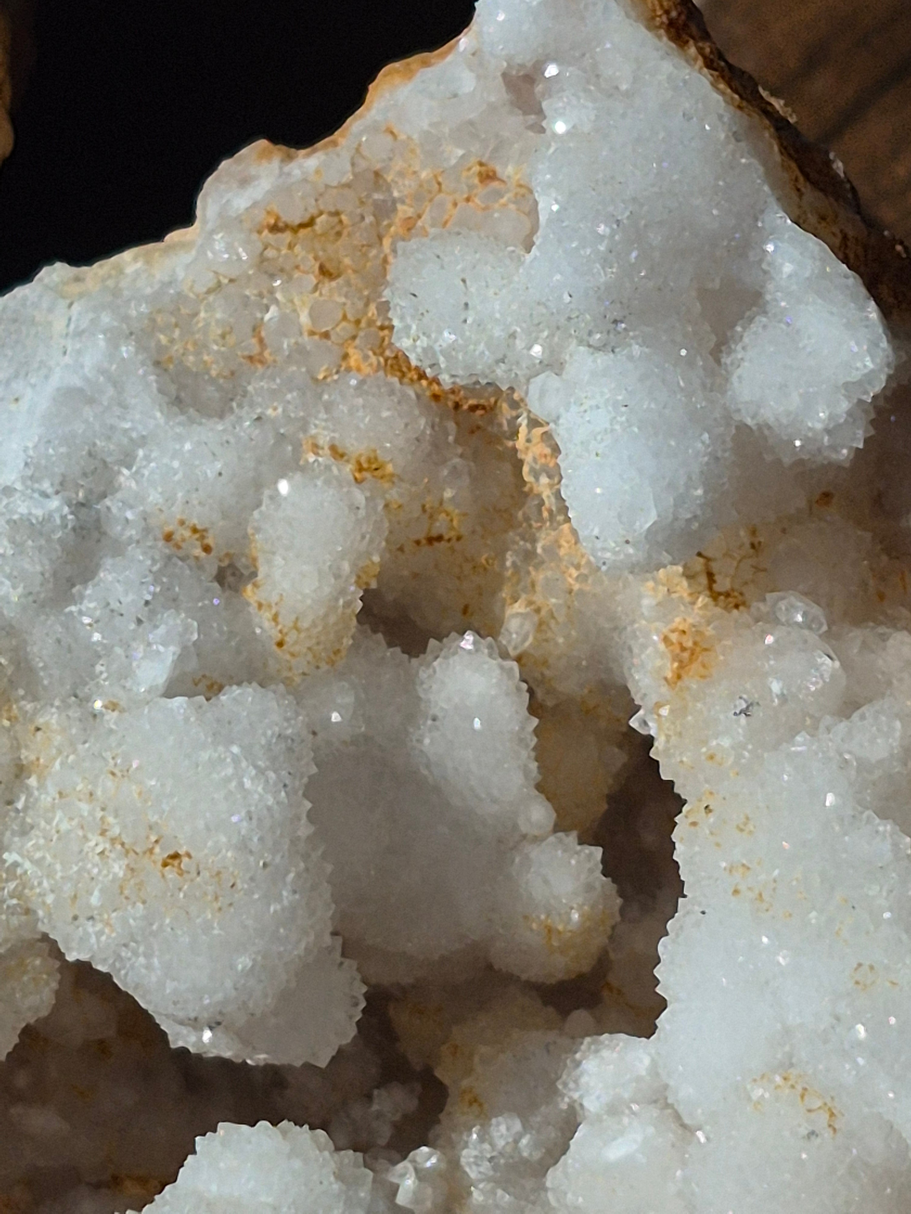 🤍White Quartz Geode- Whole ✨️ Specimen No.001