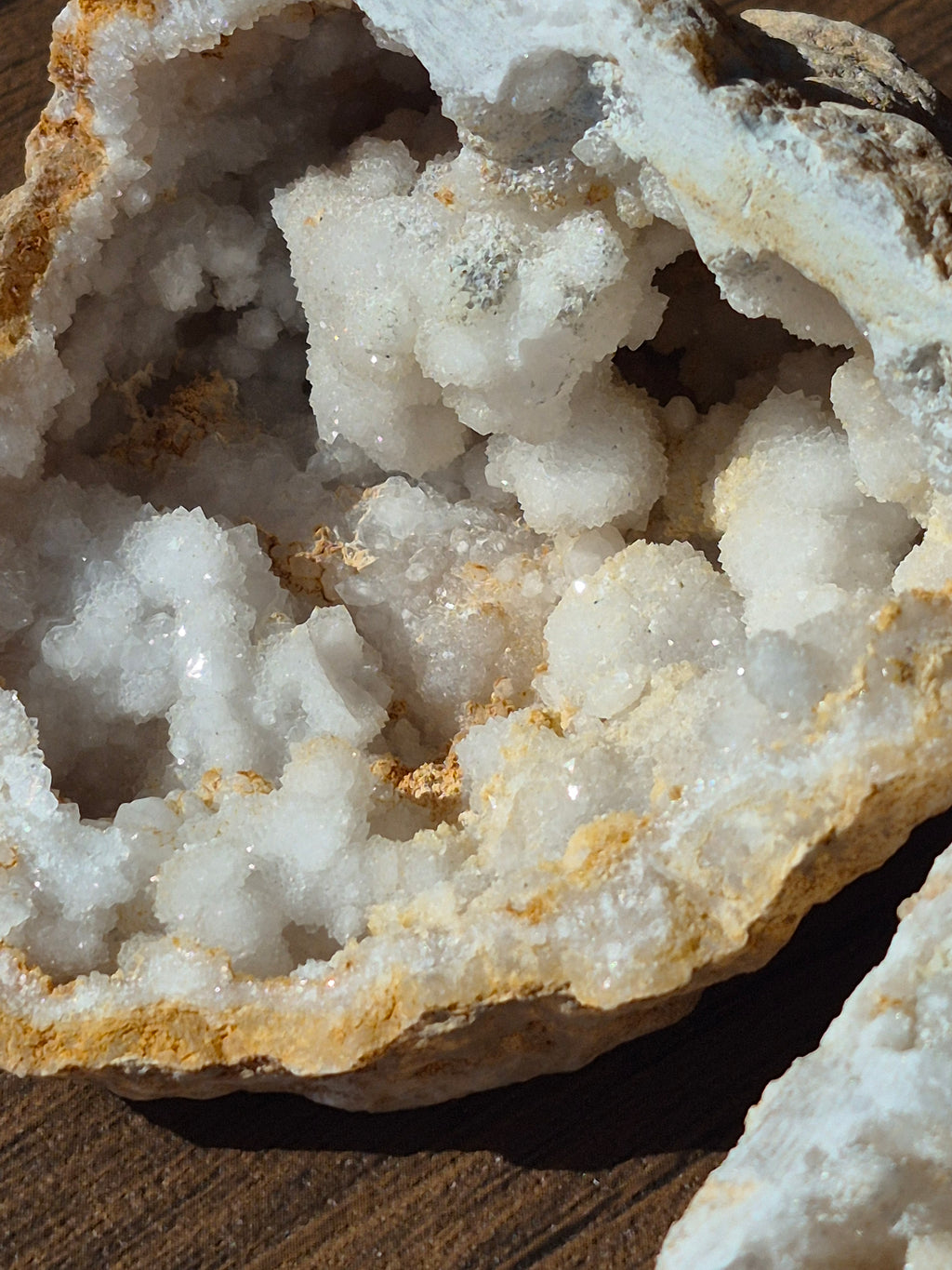 🤍White Quartz Geode- Whole ✨️ Specimen No.001