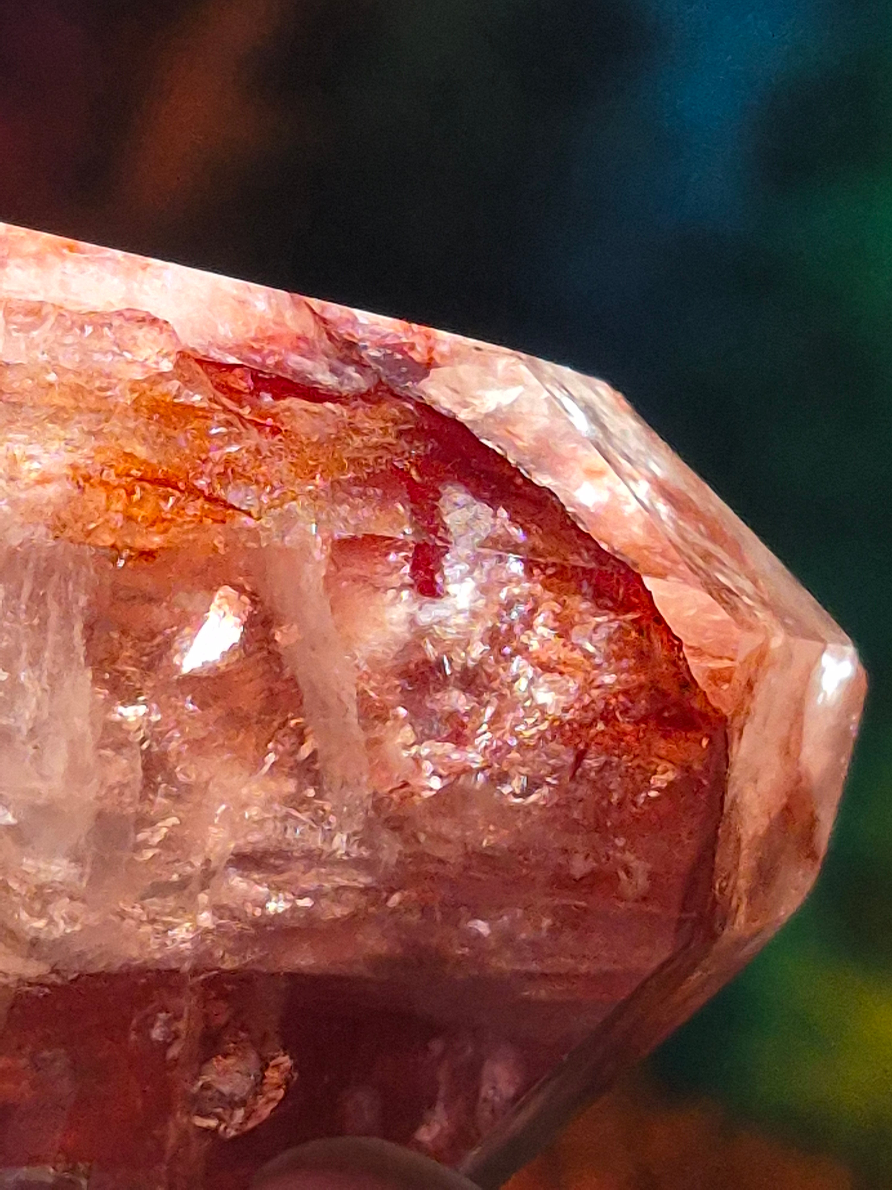 🔥 Fire Quartz Geometric Point