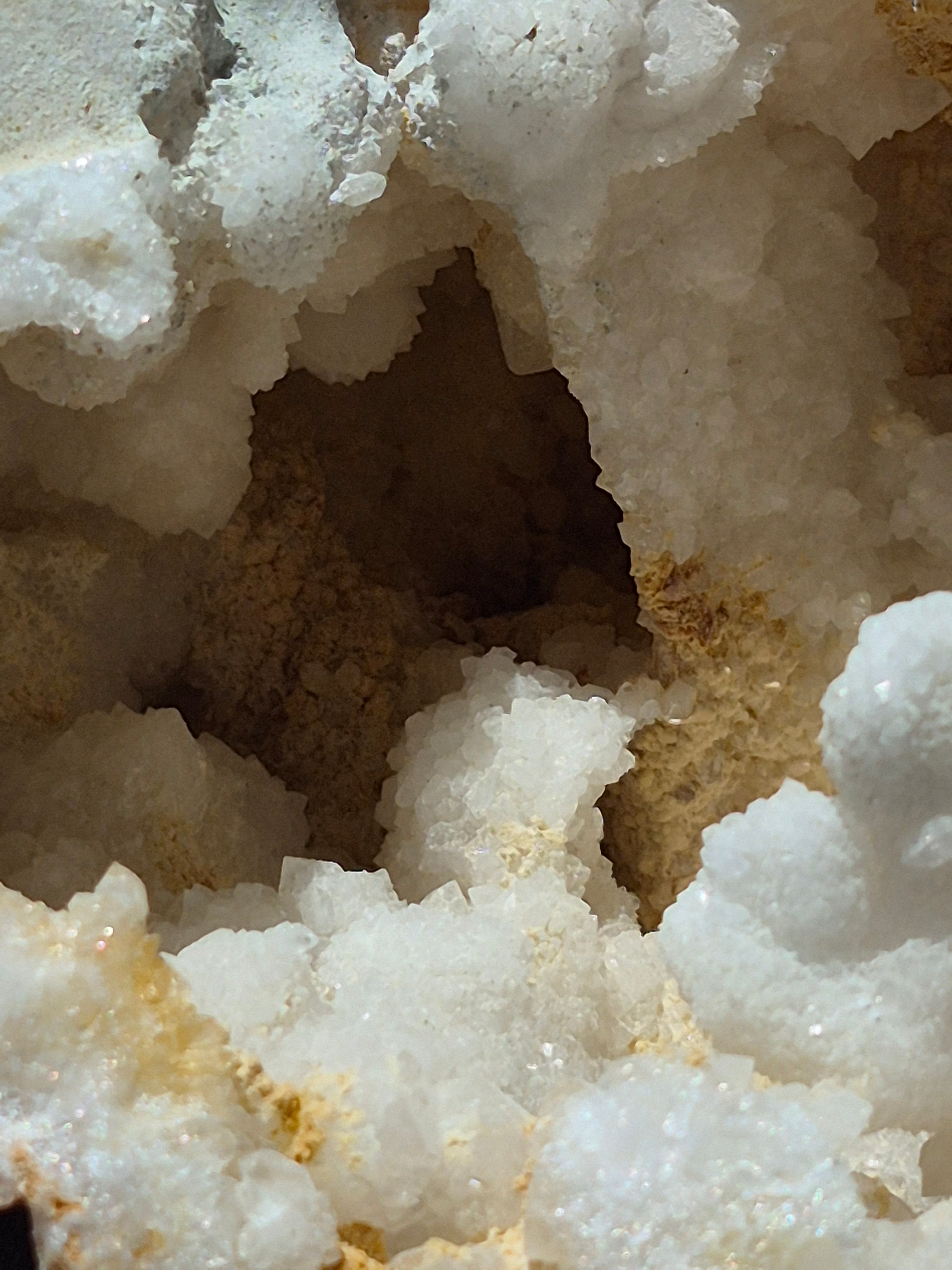 🤍White Quartz Geode- Whole ✨Specimen No. 005