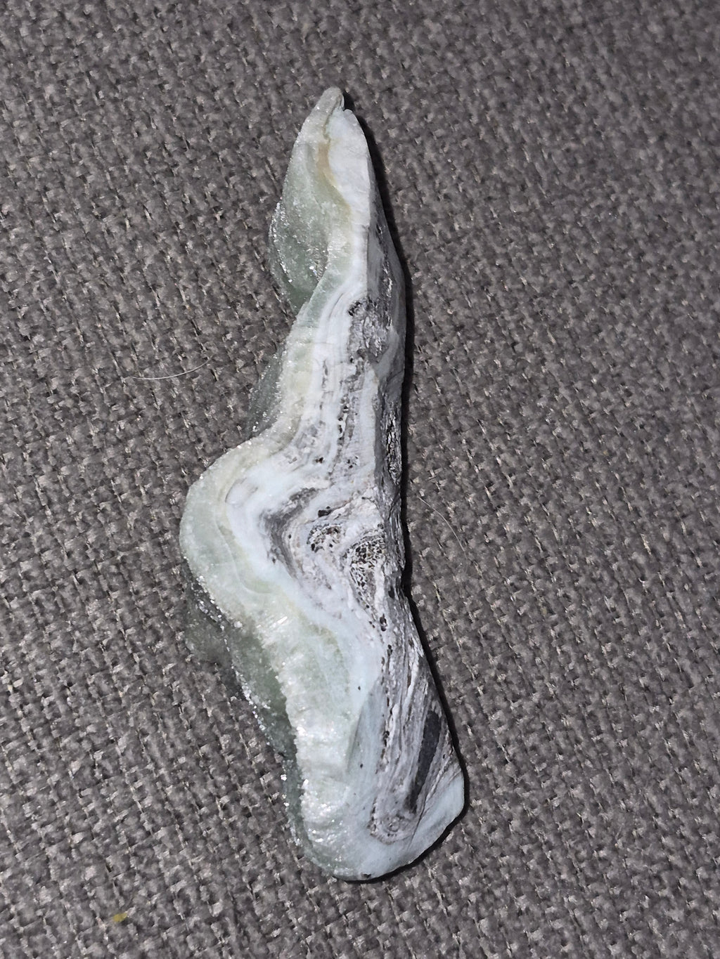Green Aragonite – Druzy Cave Waves ⭐