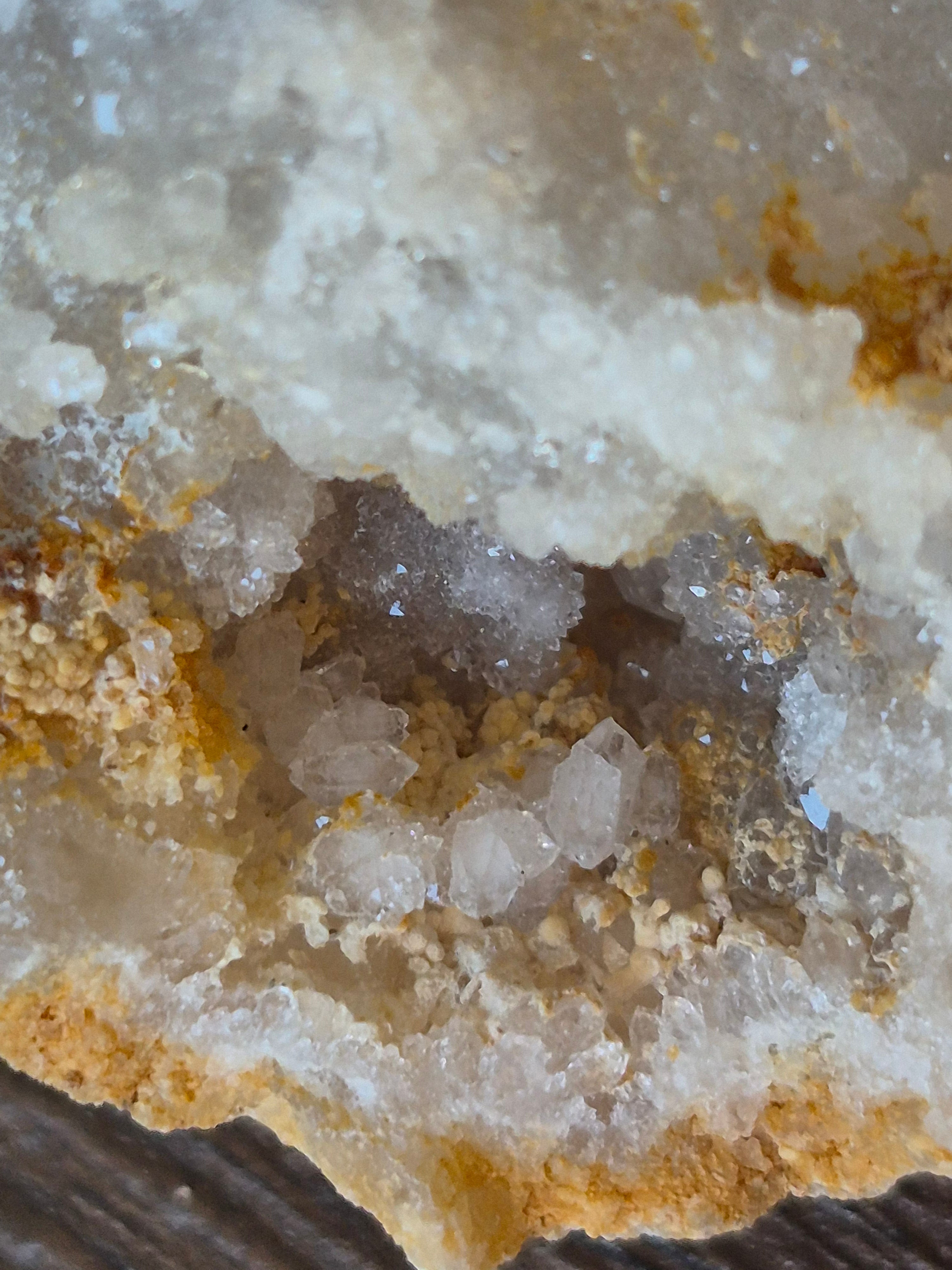 🤍White Quartz Geode-Whole✨Specimen No.007