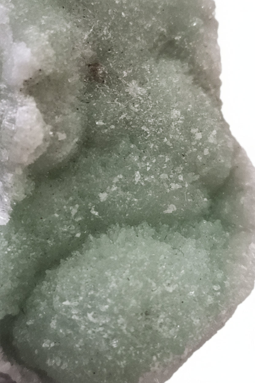 Green Aragonite – Druzy Cave Waves ⭐