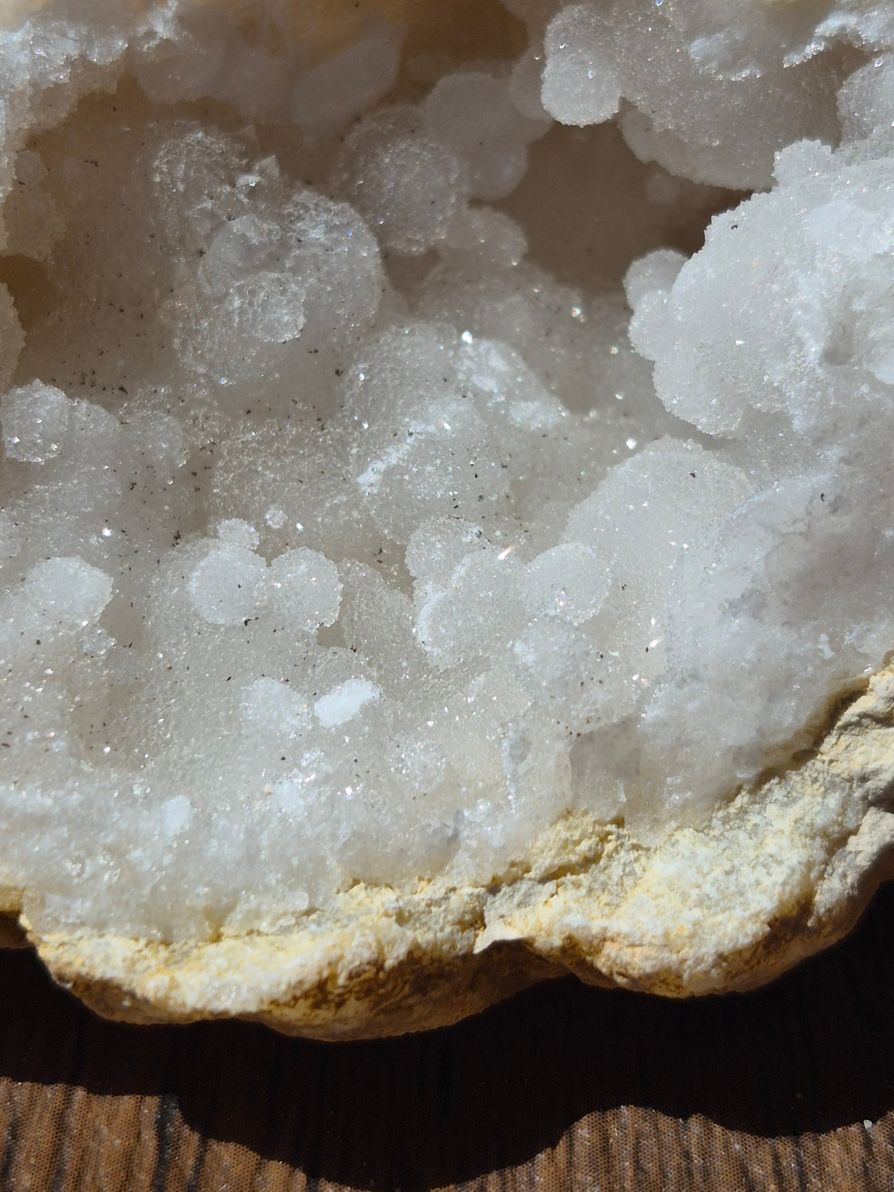 🤍White Quartz Geode- Whole ✨Specimen No. 004