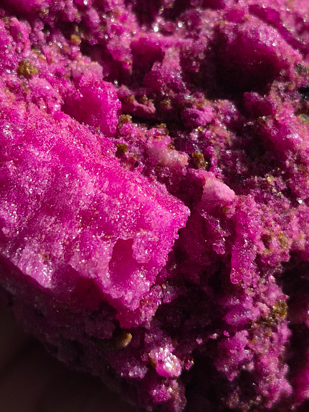 Raw Honeycomb Fairy Dust– Rough Red Corundum  ✨🧚‍♀️🔬