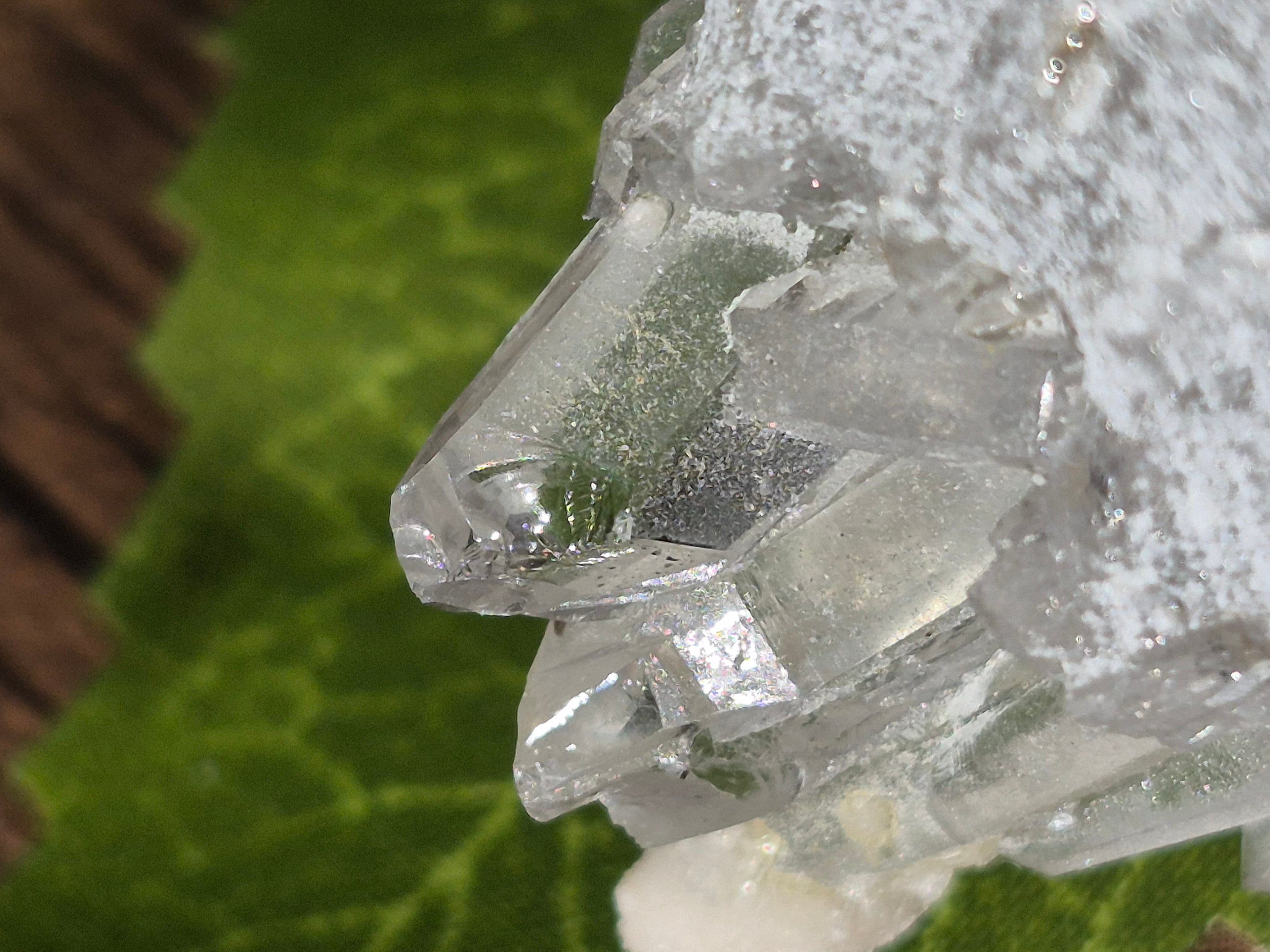 🤍 Frozen Quartz Cluster Skull ⭐