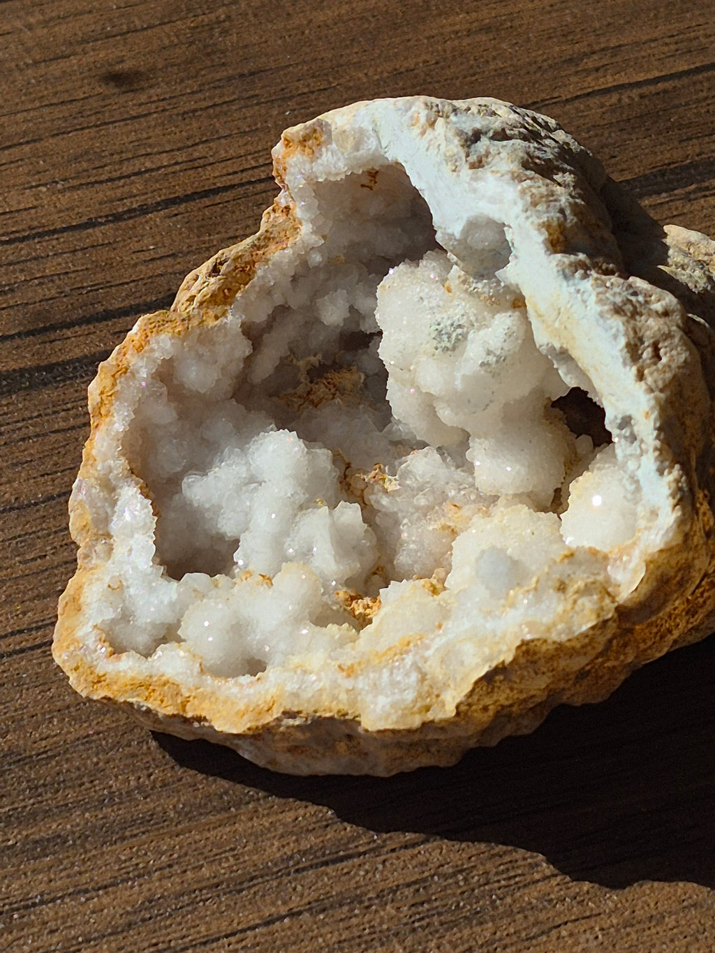 🤍White Quartz Geode- Whole ✨️ Specimen No.001