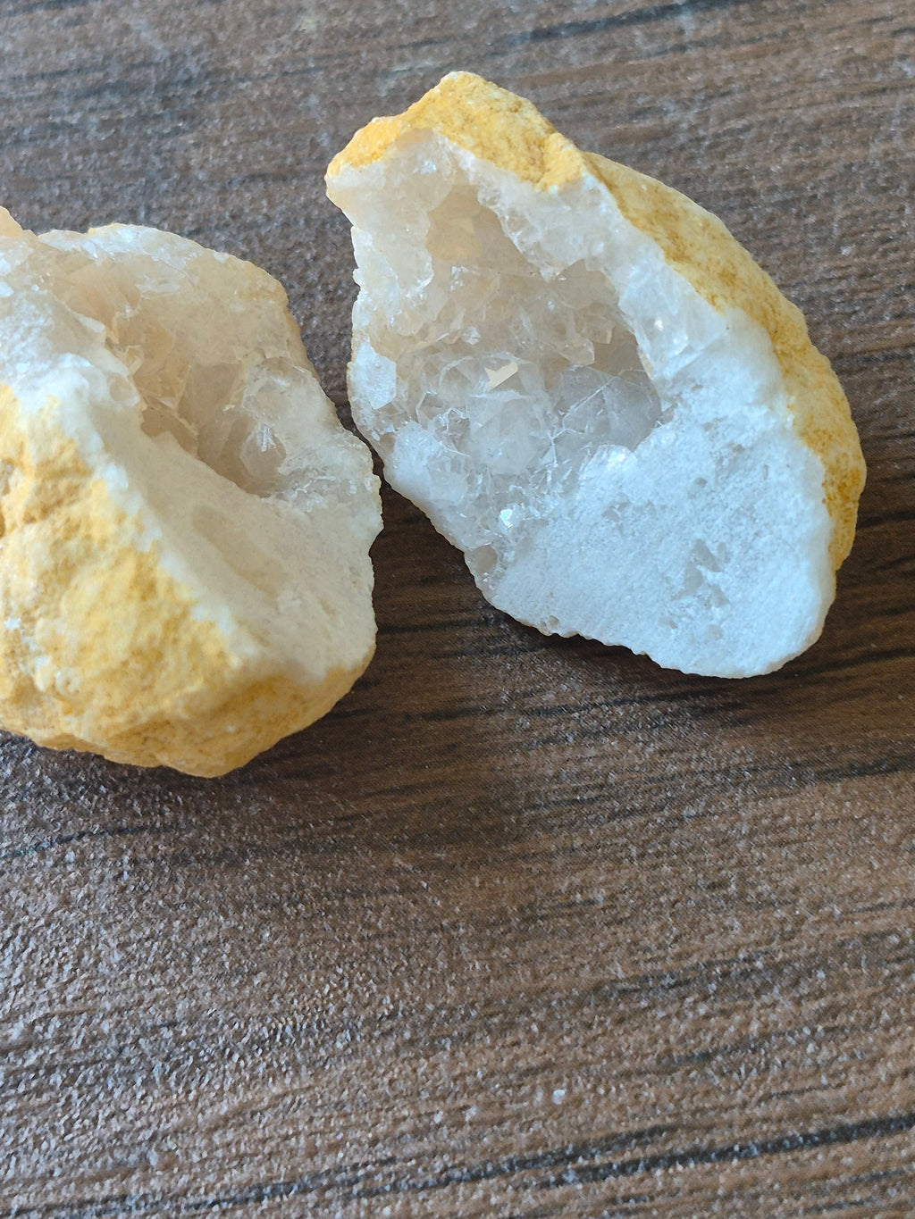 🤍 White Quartz Geode- Mini- Whole ✨️ Specimen No. 013
