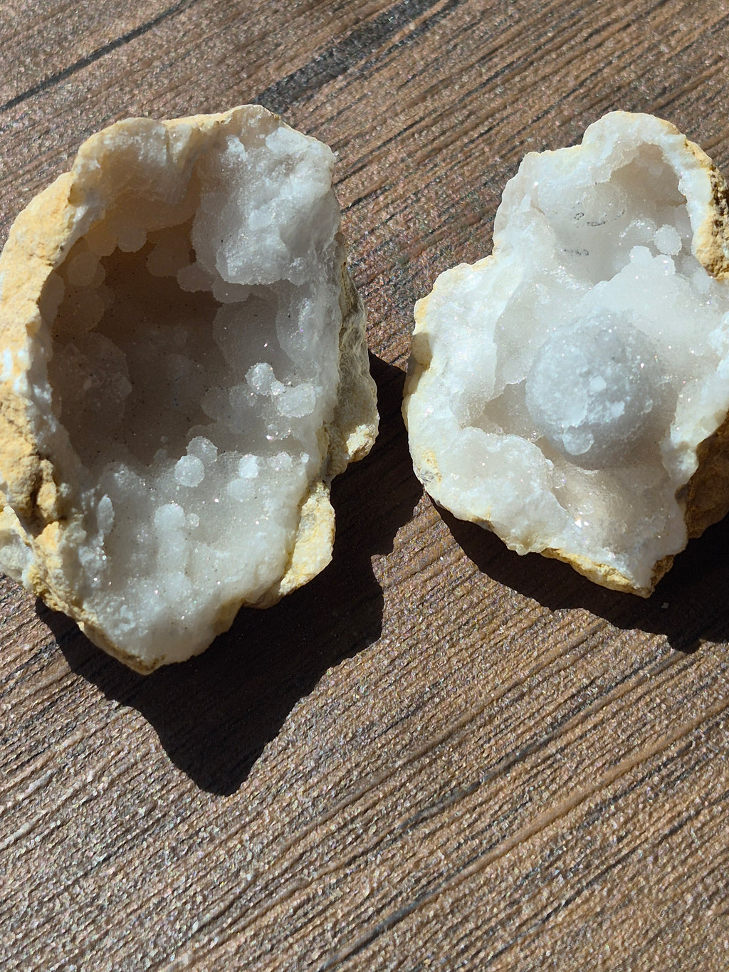 🤍White Quartz Geode- Whole ✨Specimen No. 004