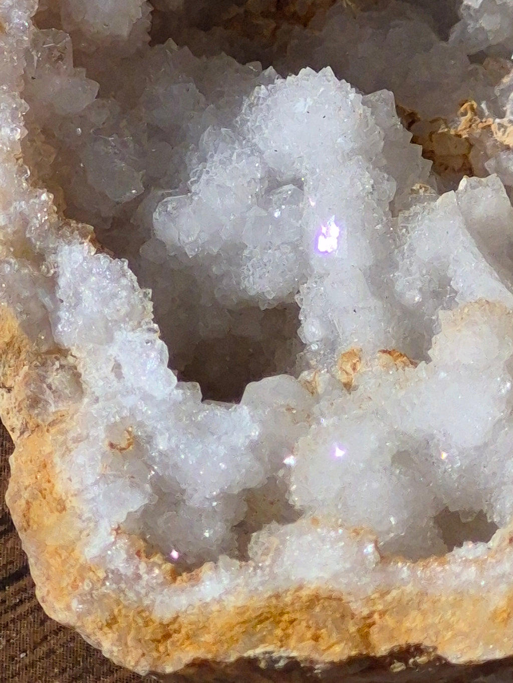 🤍White Quartz Geode- Whole ✨️ Specimen No.001
