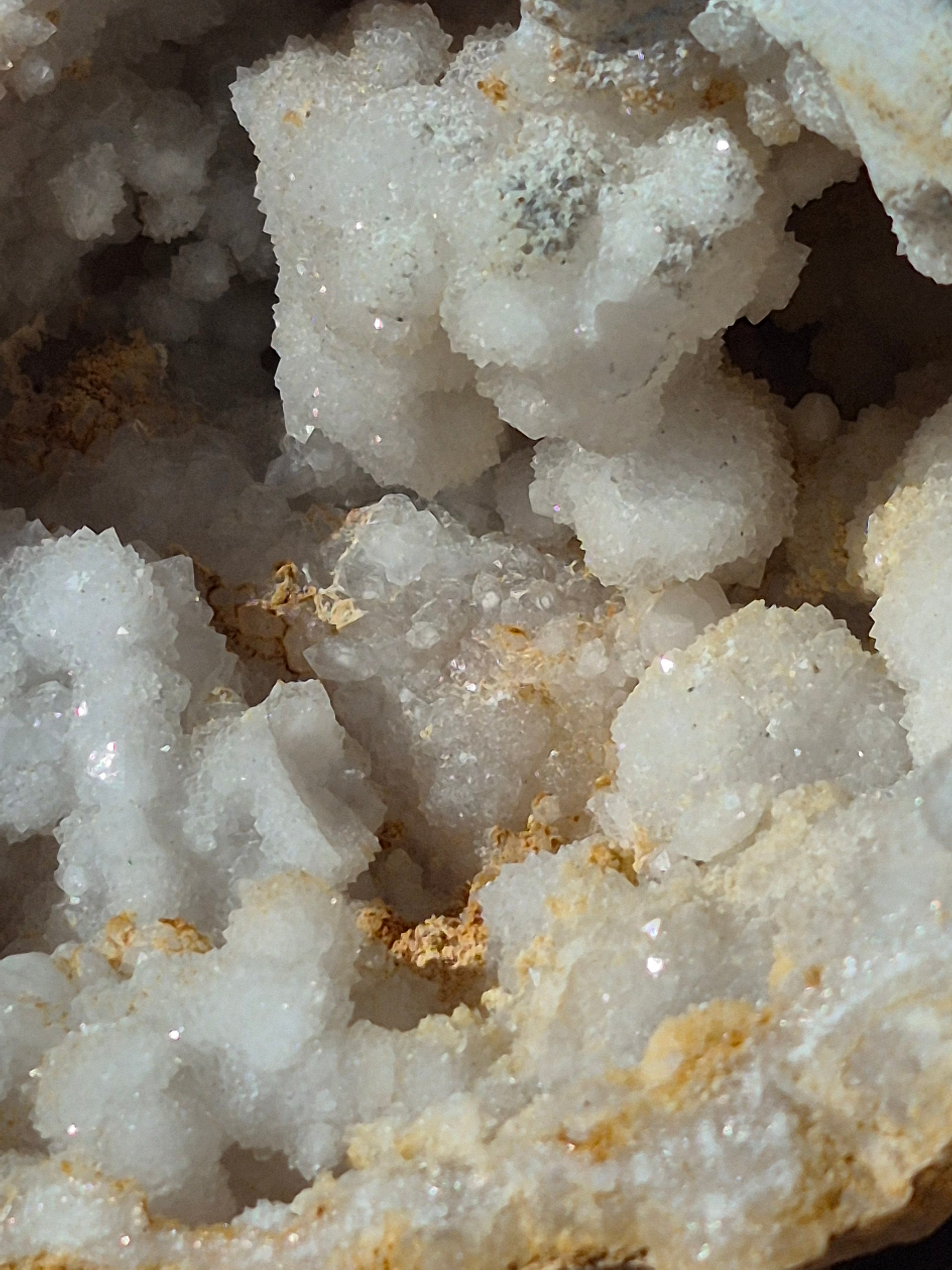 🤍White Quartz Geode- Whole ✨️ Specimen No.001