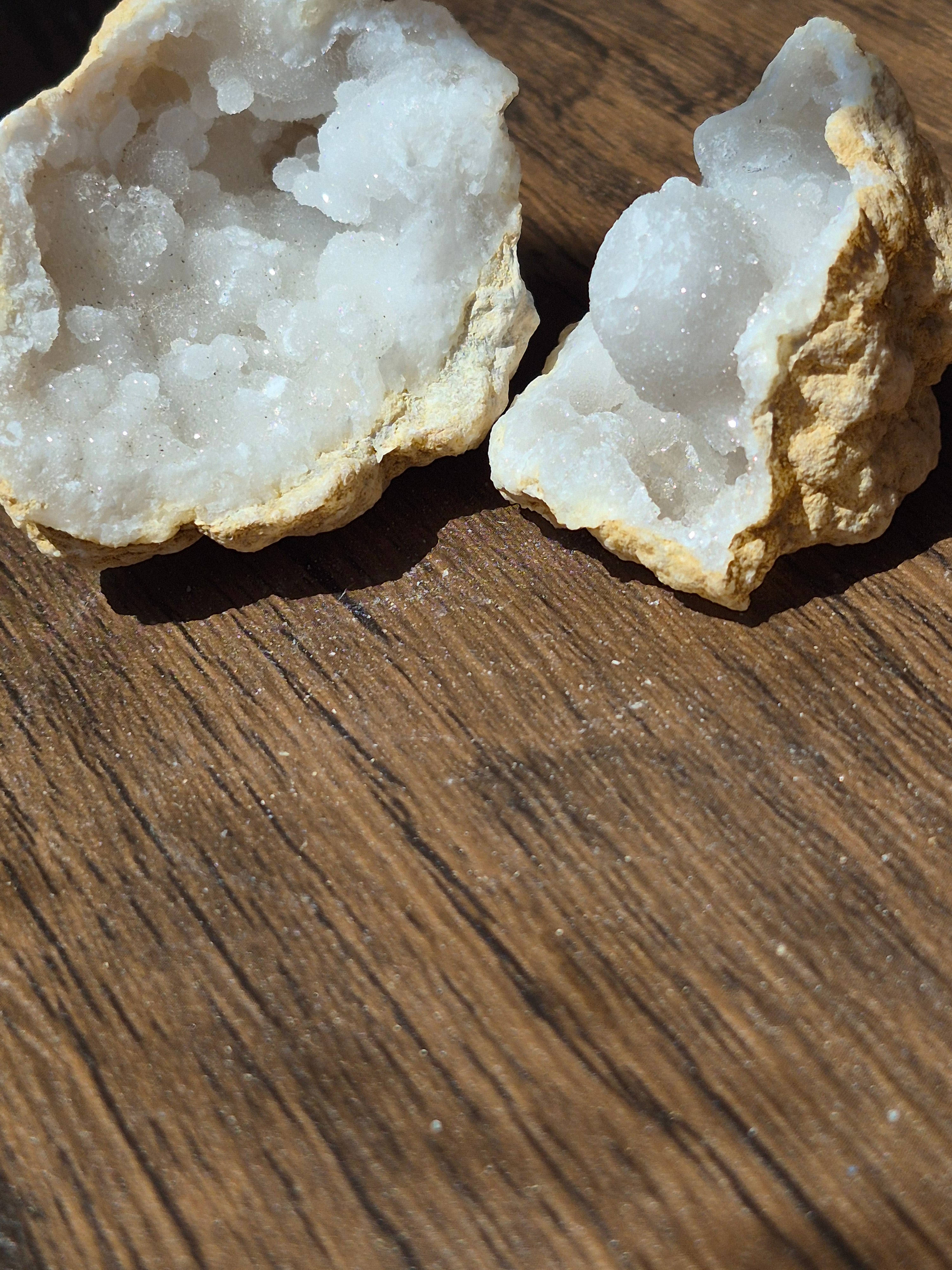 🤍White Quartz Geode- Whole ✨Specimen No. 004