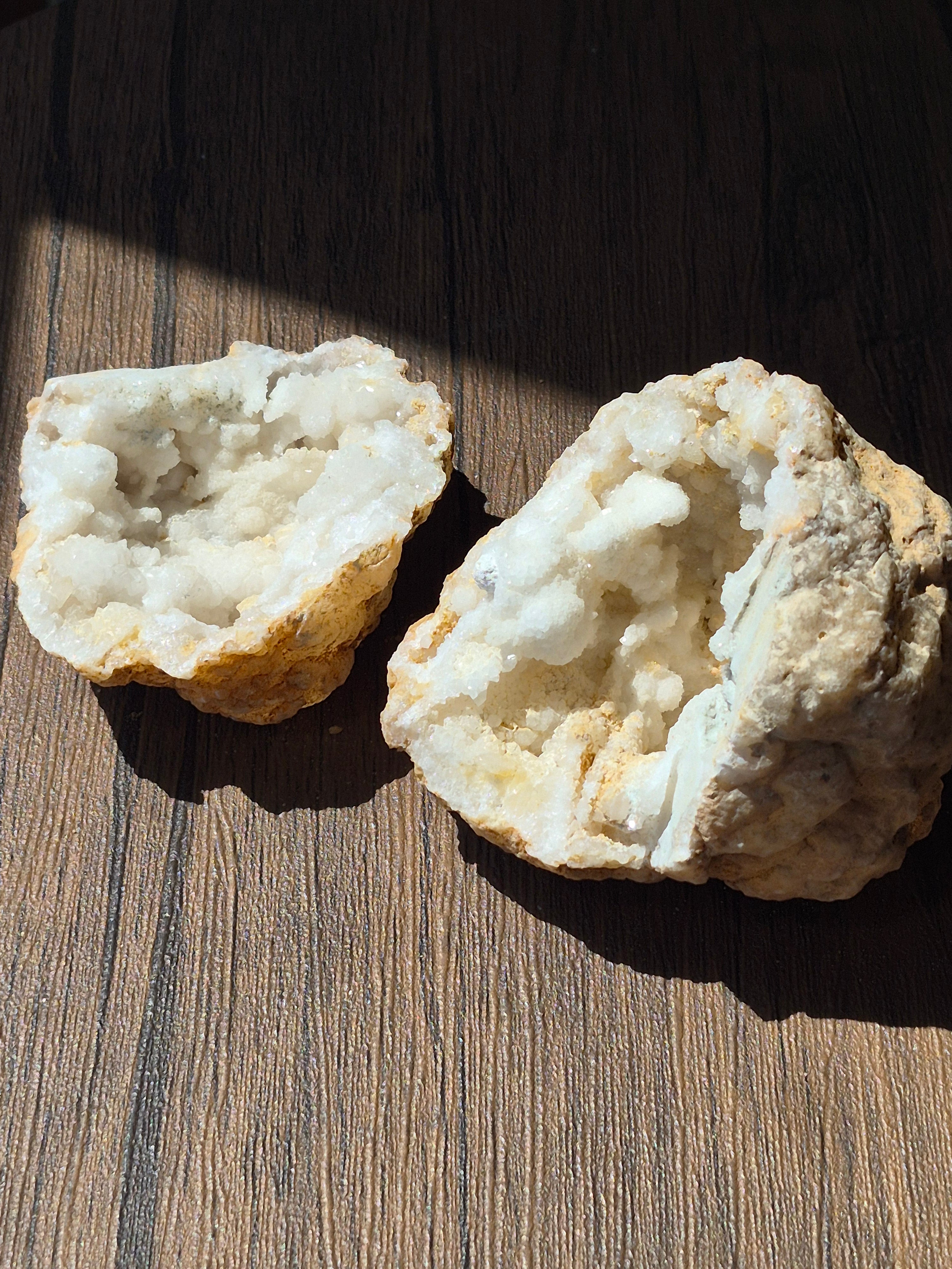 🤍White Quartz Geode- Whole ✨Specimen No. 005