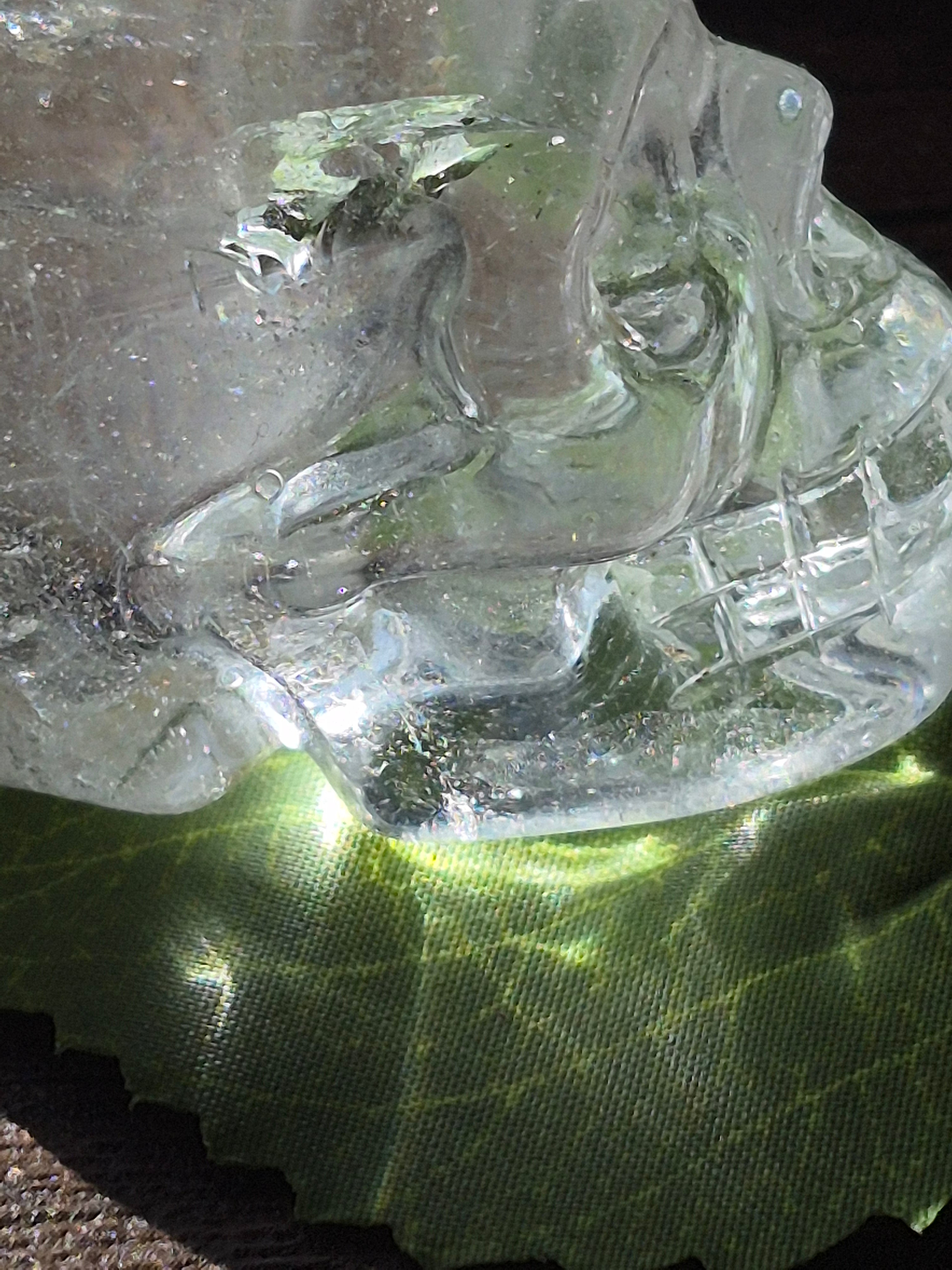💀 Crystal Veil Clear Quartz Skull