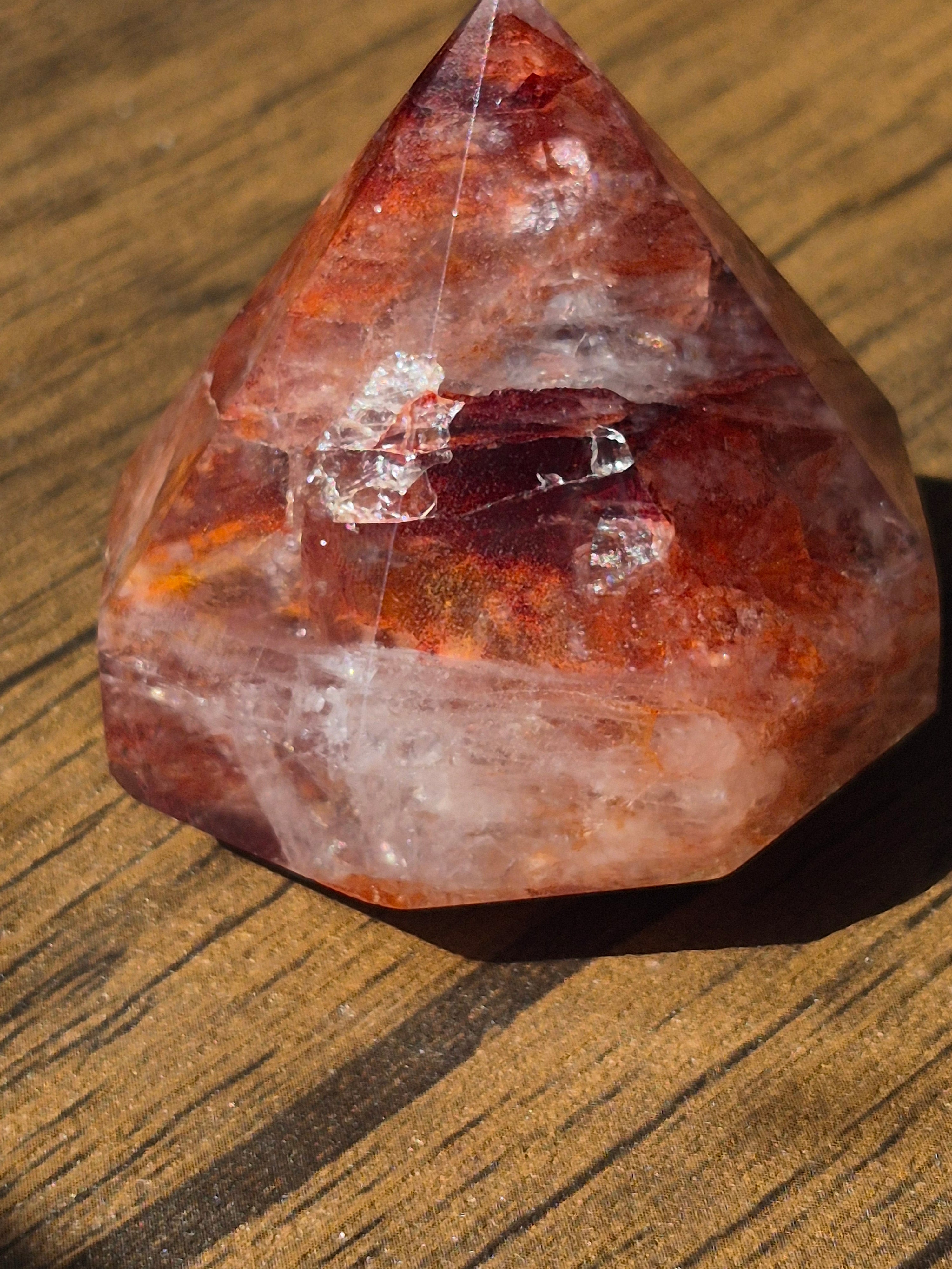 🔥 Fire Quartz Geometric Point