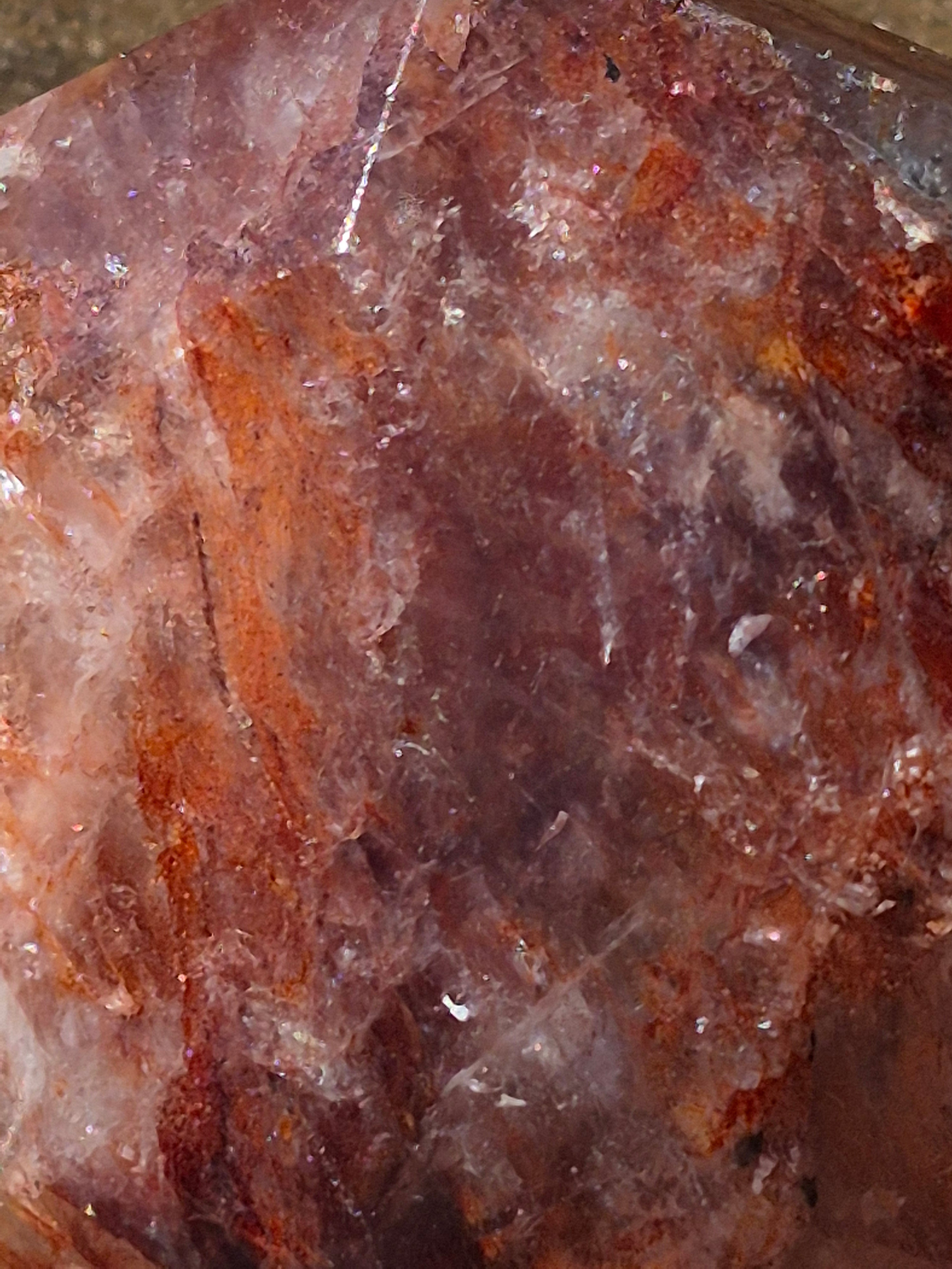 🔥 Fire Quartz Geometric Point
