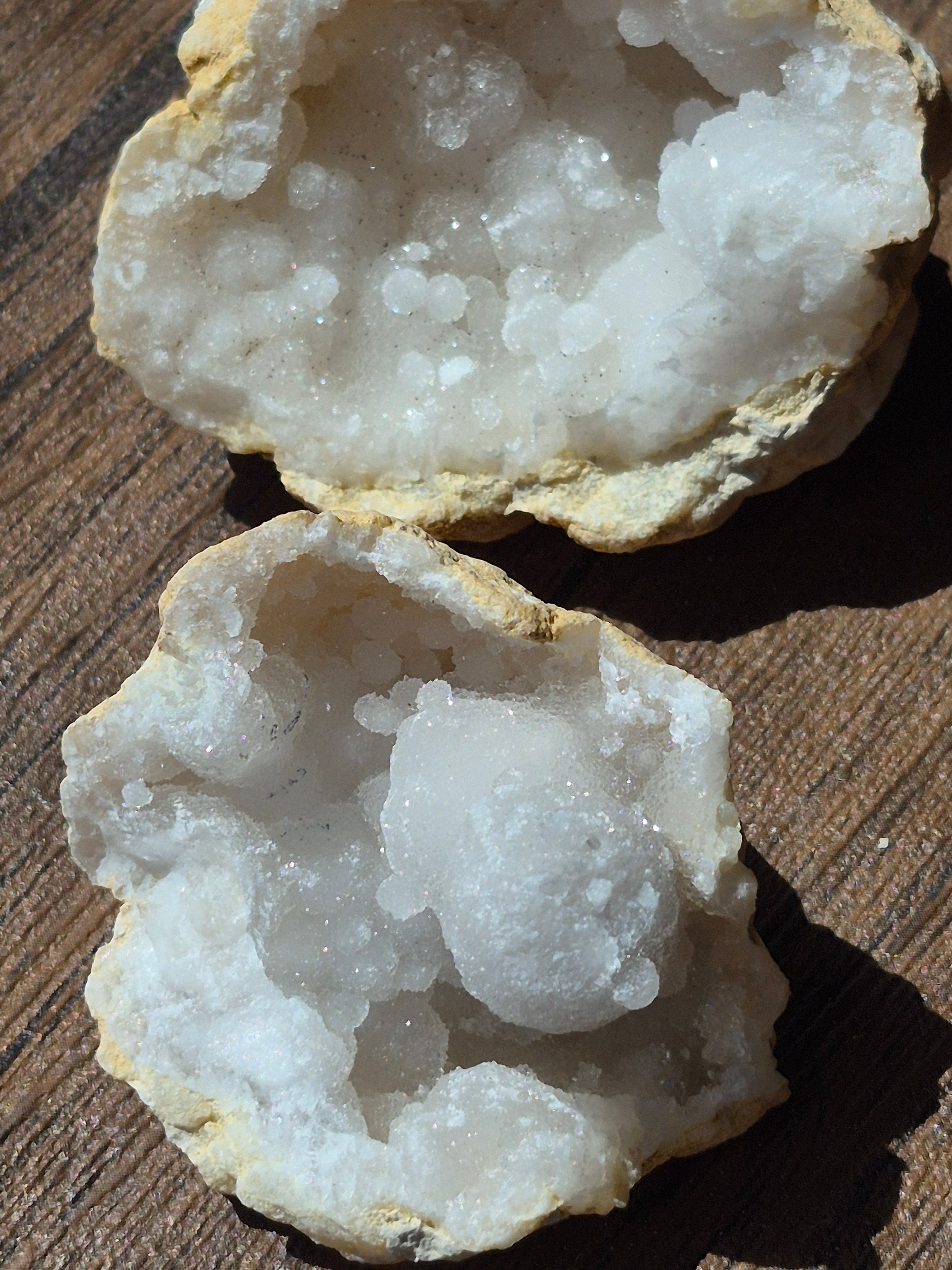 🤍White Quartz Geode- Whole ✨Specimen No. 004
