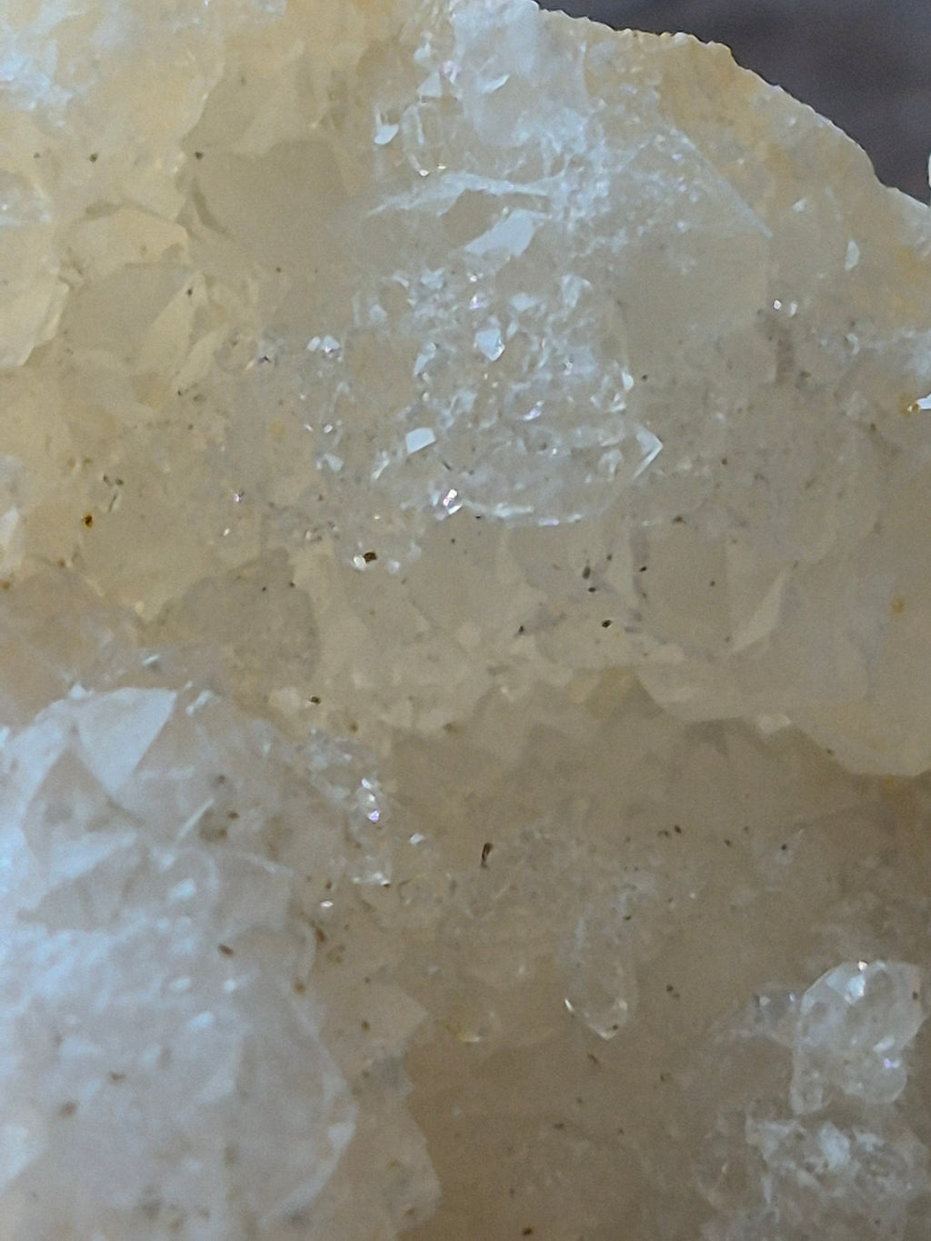 🤍 White Quartz-Mini-Geode-Whole ✨ Specimen No. 010