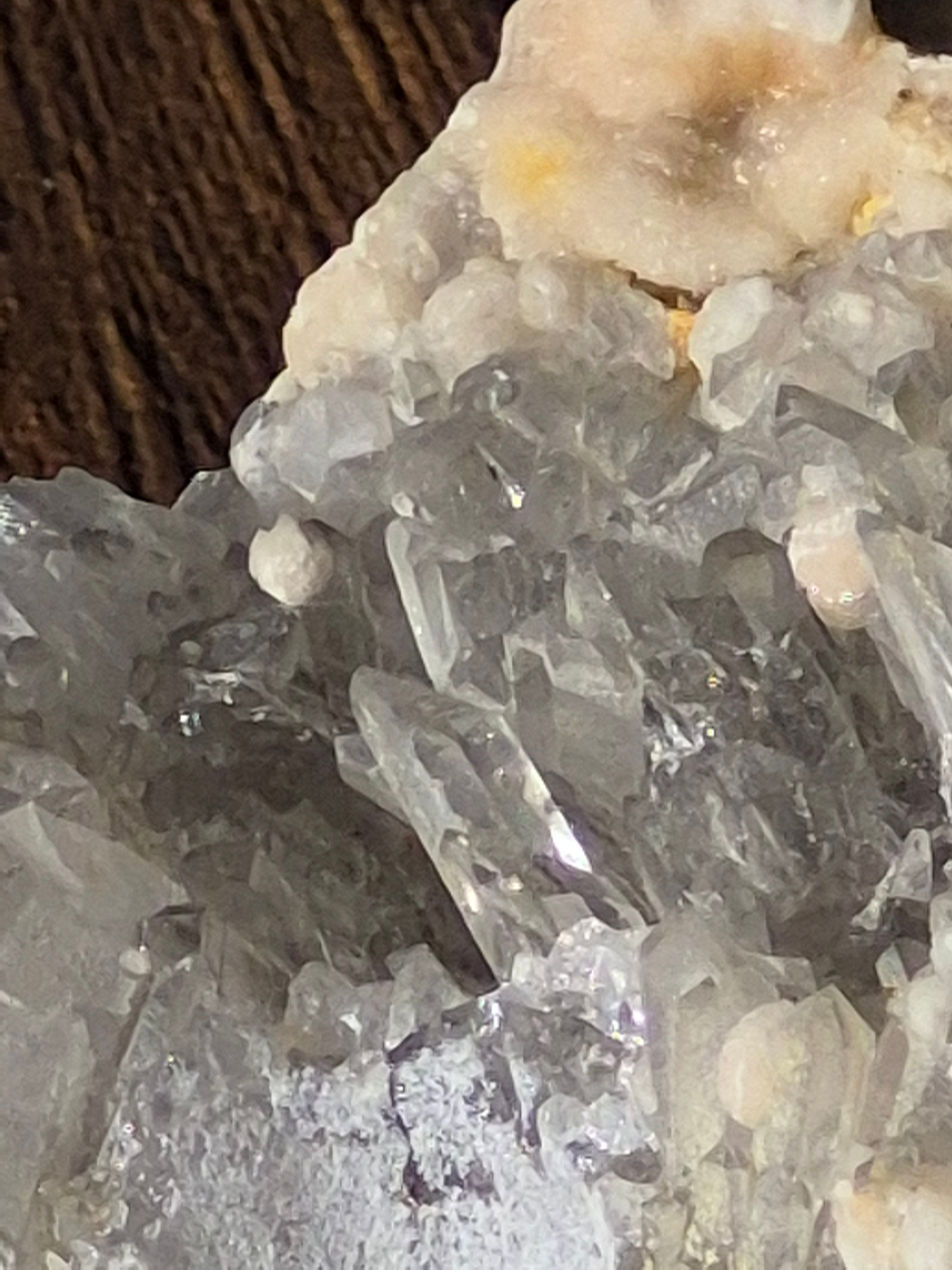 🤍 Frozen Quartz Cluster Skull ⭐