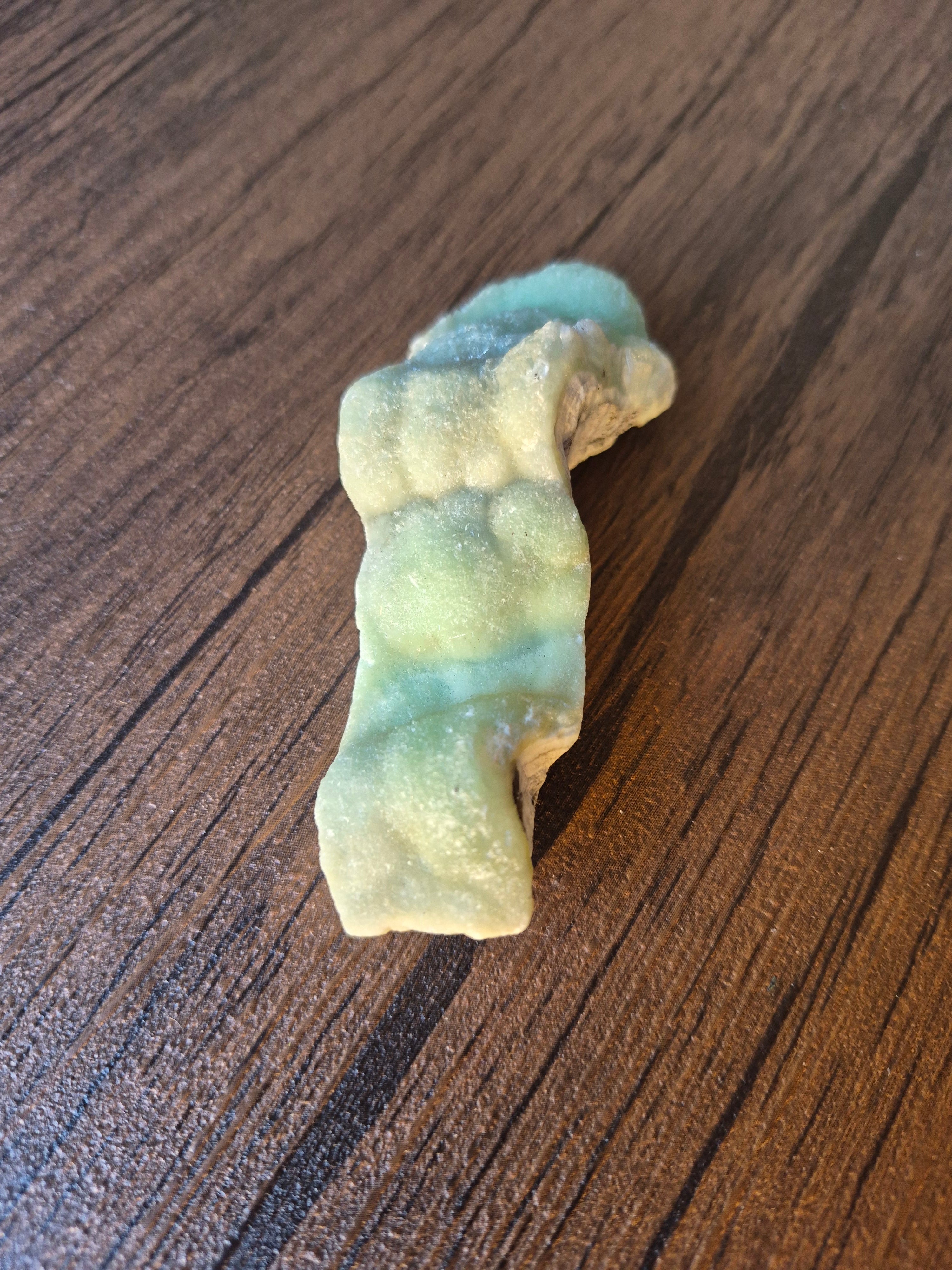 Green Aragonite – Druzy Cave Waves ⭐