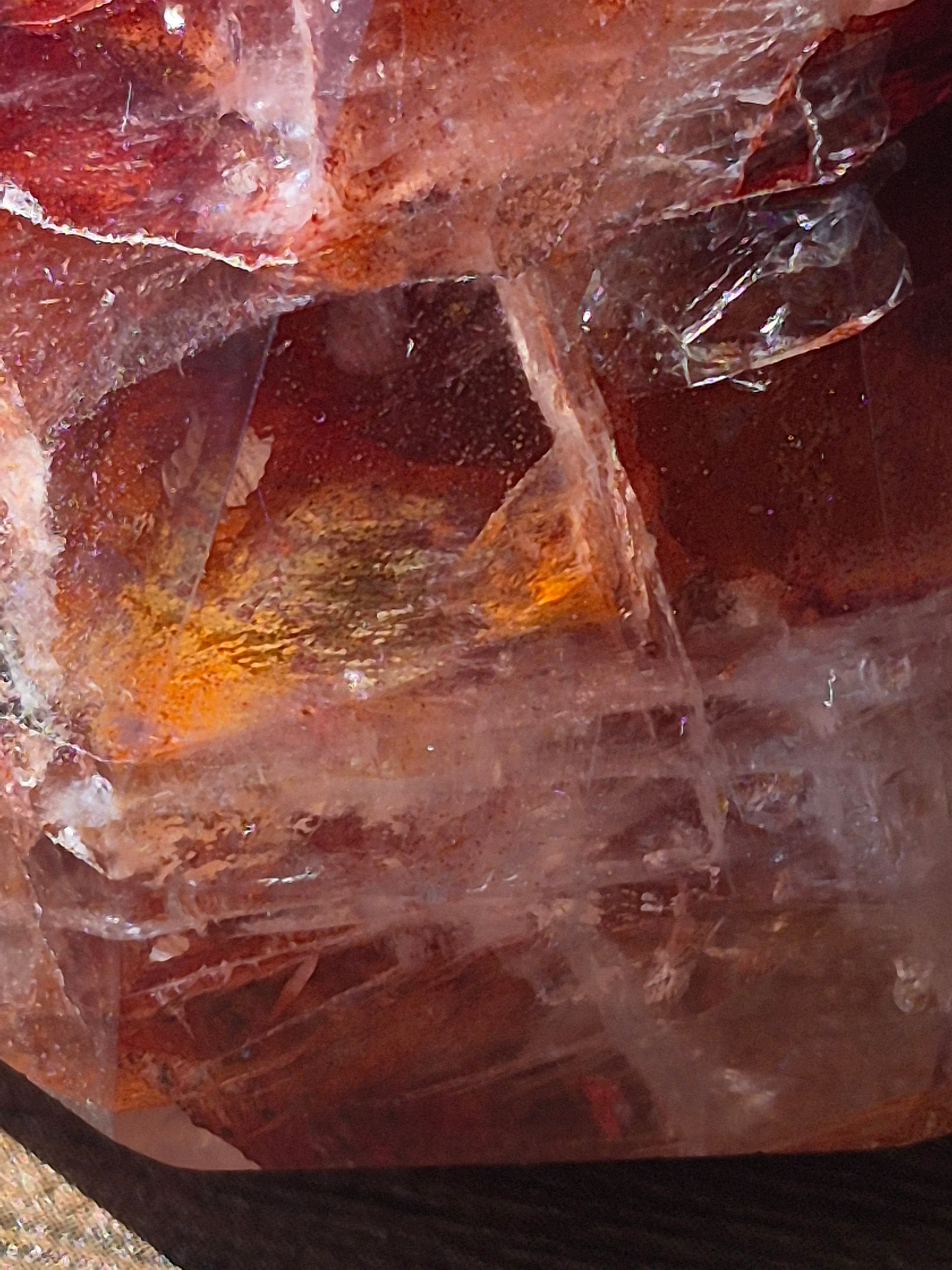 🔥 Fire Quartz Geometric Point
