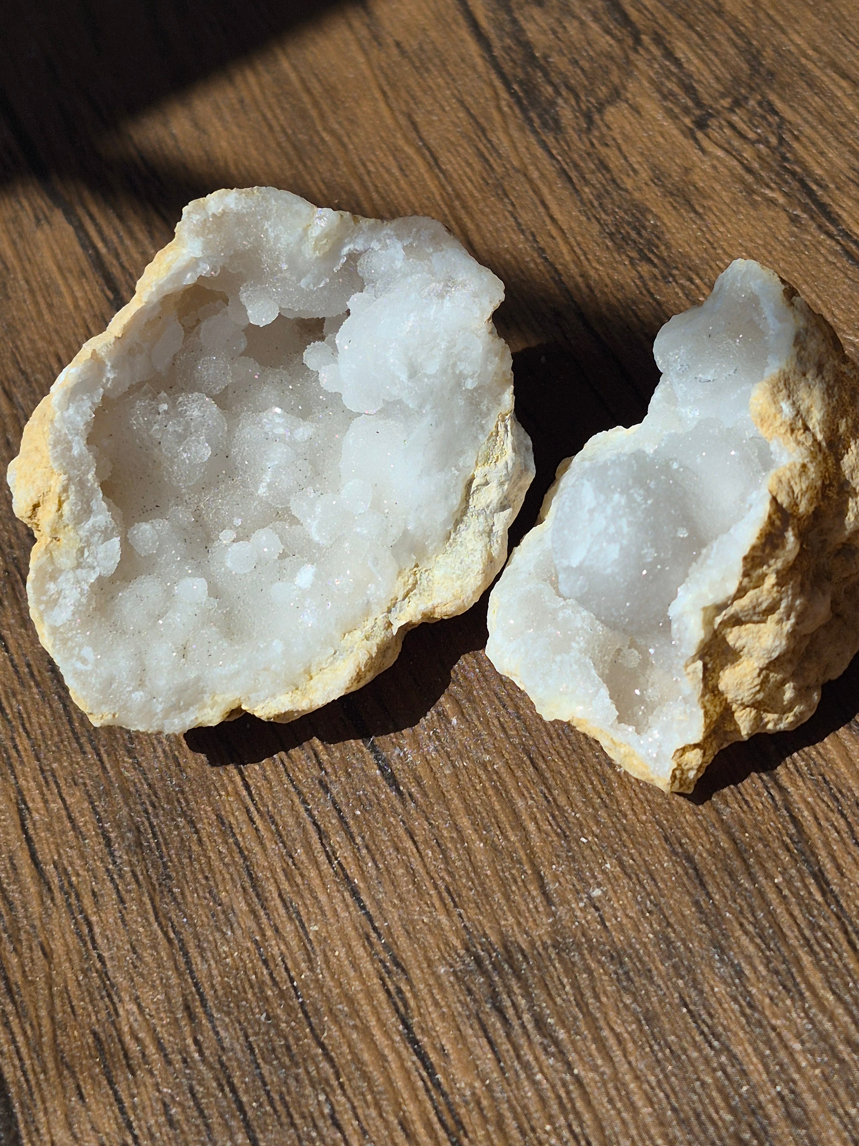 🤍White Quartz Geode- Whole ✨Specimen No. 004