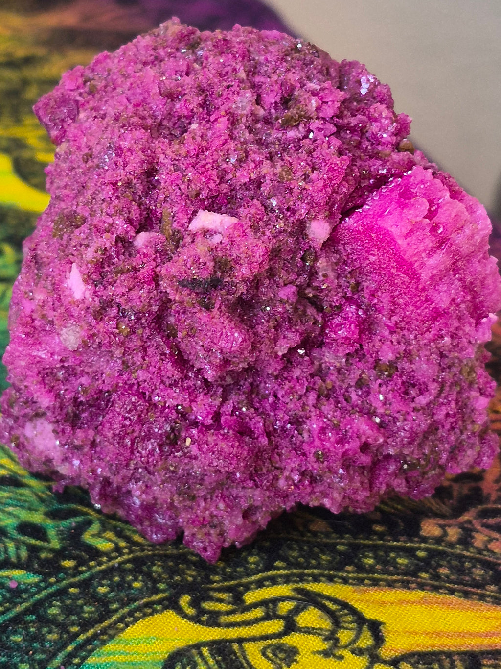 Raw Honeycomb Fairy Dust– Rough Red Corundum  ✨🧚‍♀️🔬
