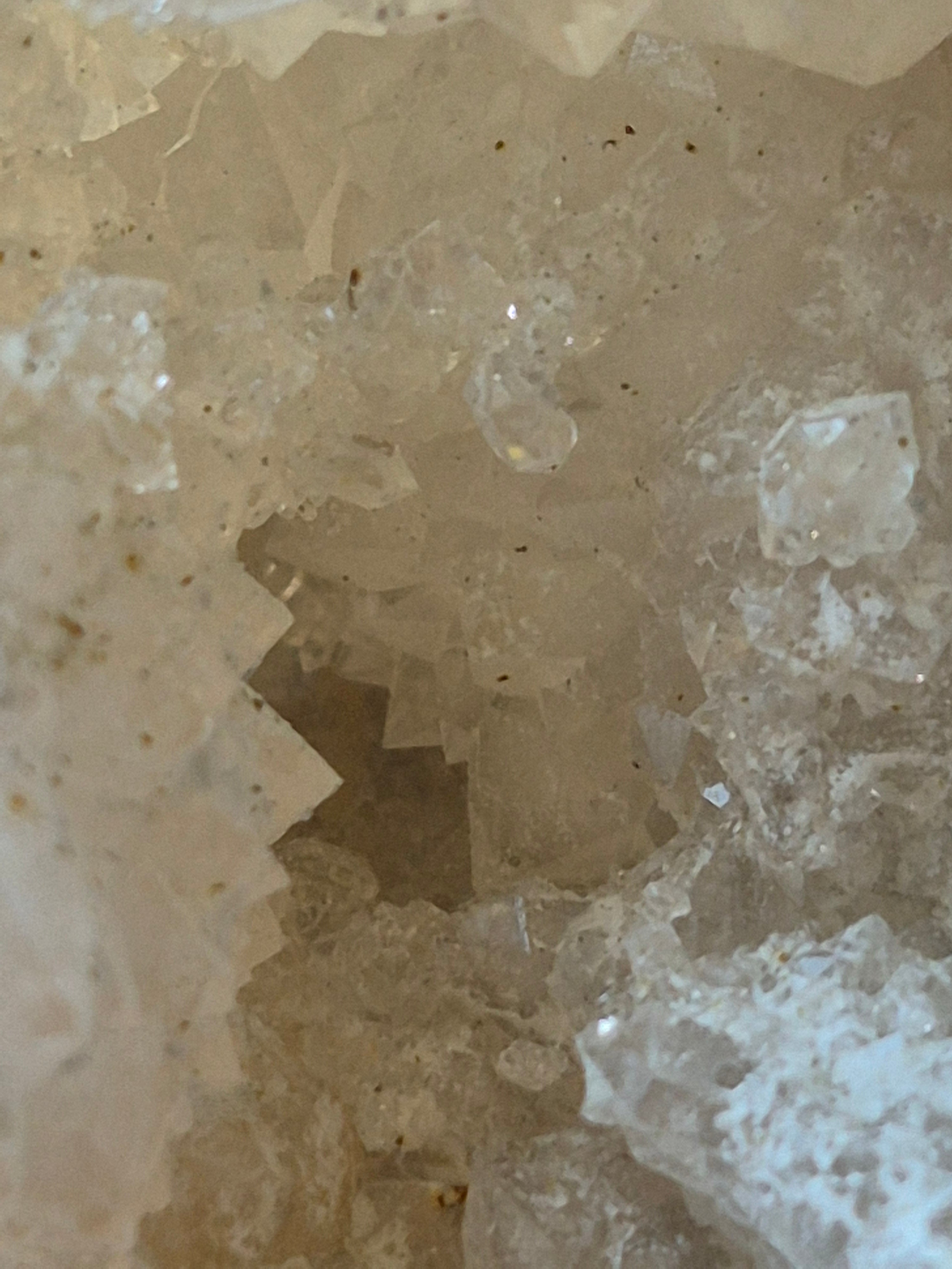 🤍 White Quartz-Mini-Geode-Whole ✨ Specimen No. 010