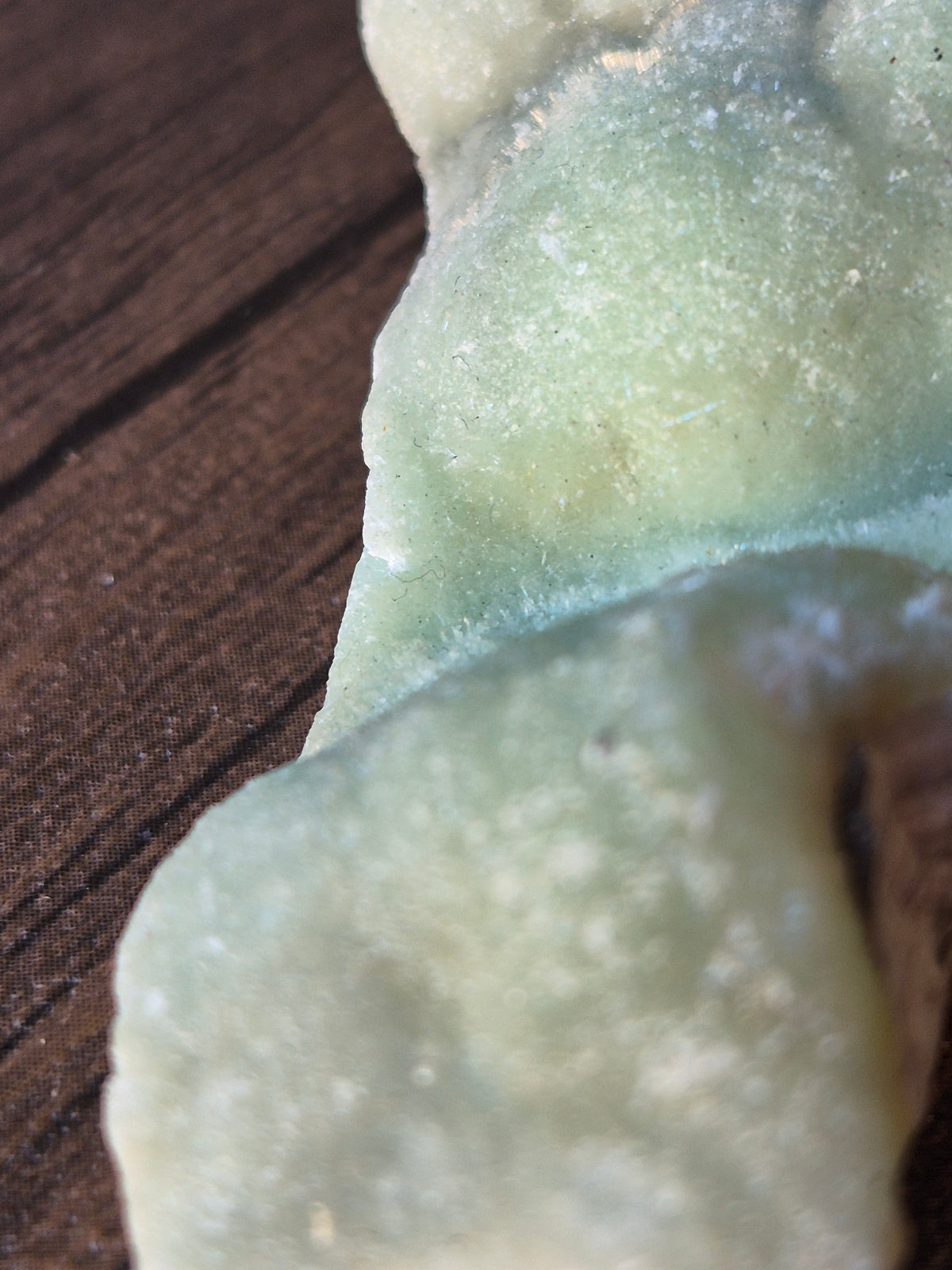 Green Aragonite – Druzy Cave Waves ⭐