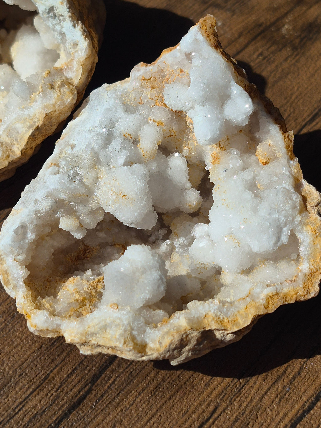 🤍White Quartz Geode- Whole ✨️ Specimen No.001